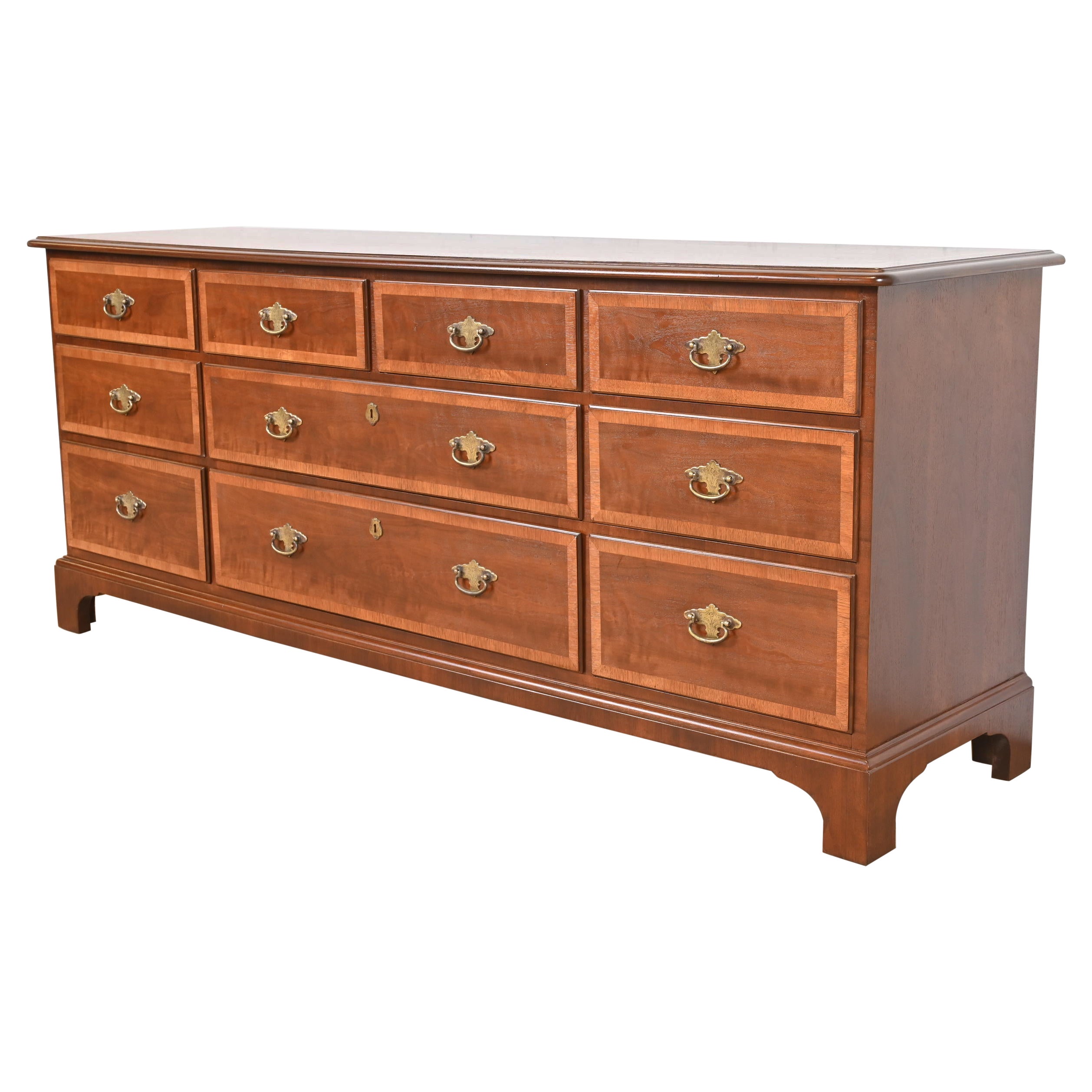 Henredon Georgian Banded Mahogany Ten Drawer Dresser or Credenza, Refinished