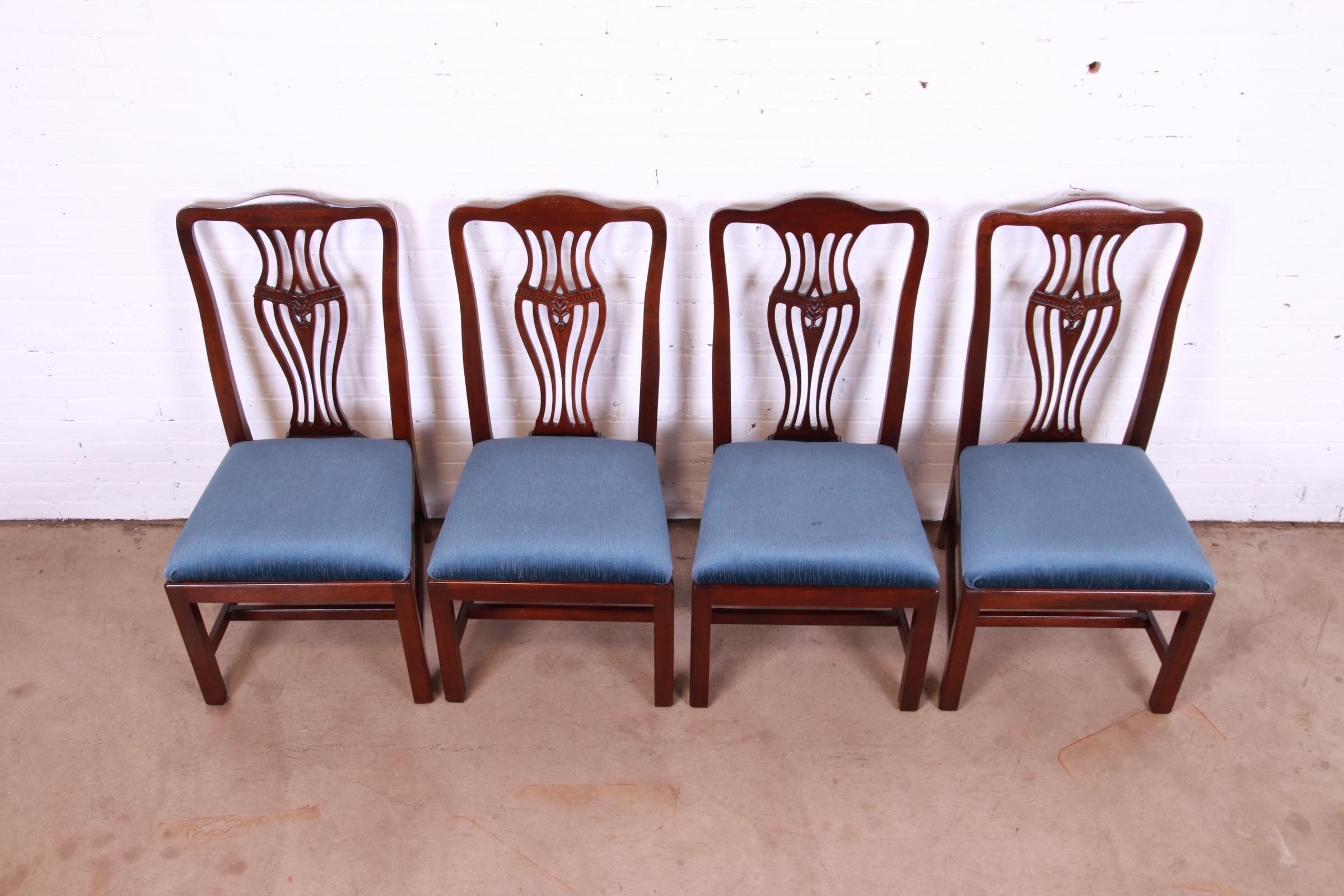 Henredon Georgian Carved Mahogany Dining Chairs, Set of Four 1