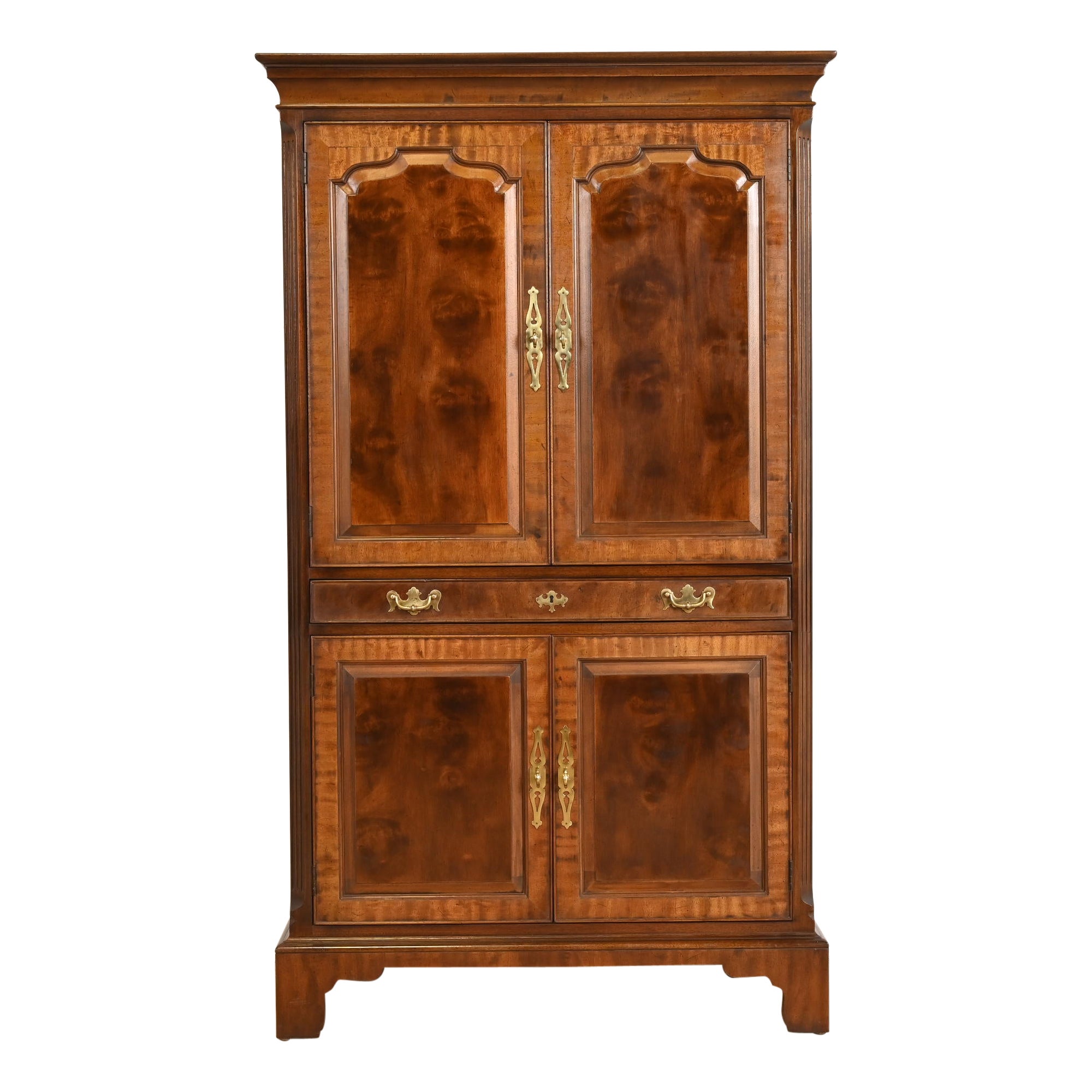 Henredon Georgian Carved Mahogany Lighted Bar Cabinet