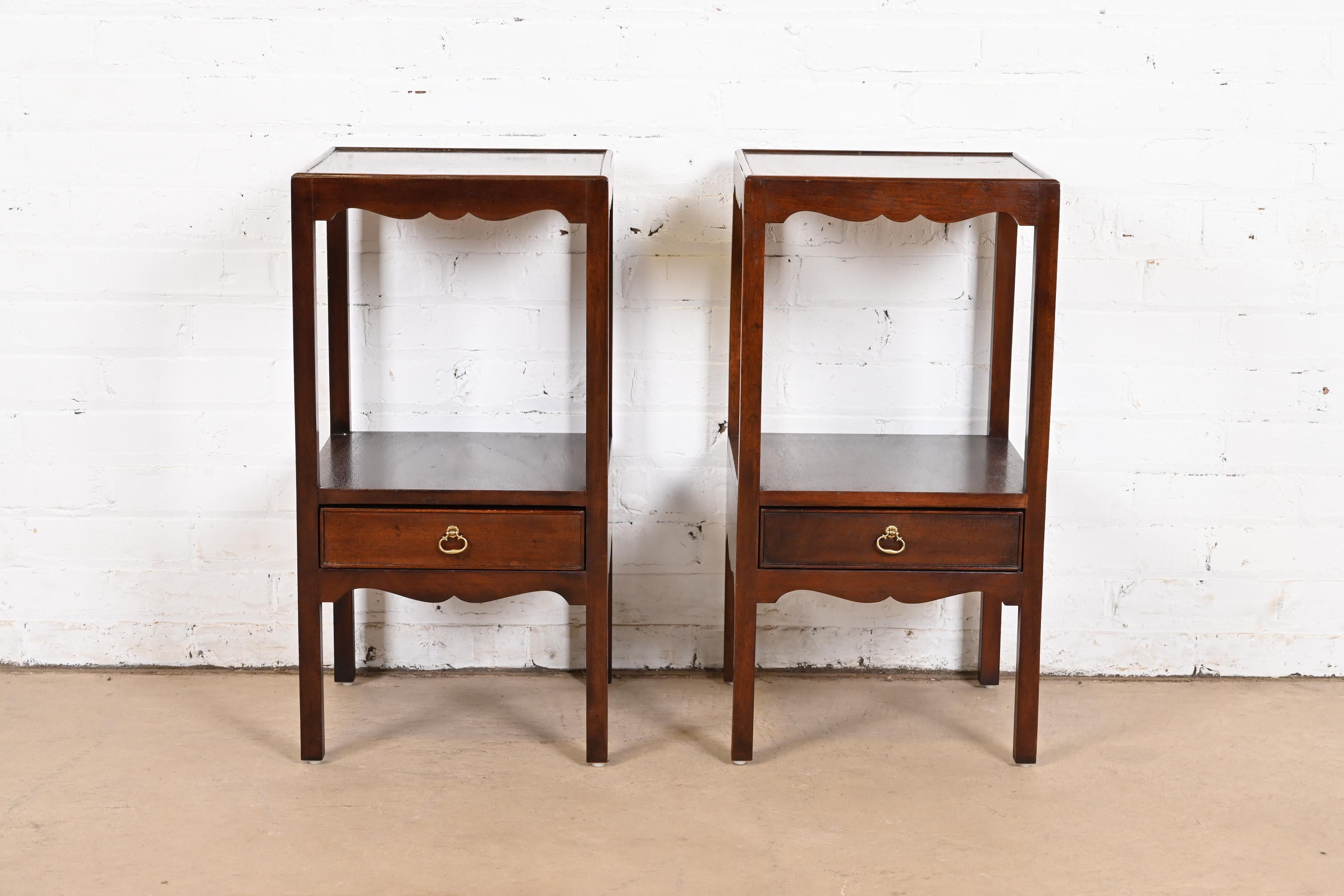 American Henredon Georgian Carved Mahogany Nightstands, Pair