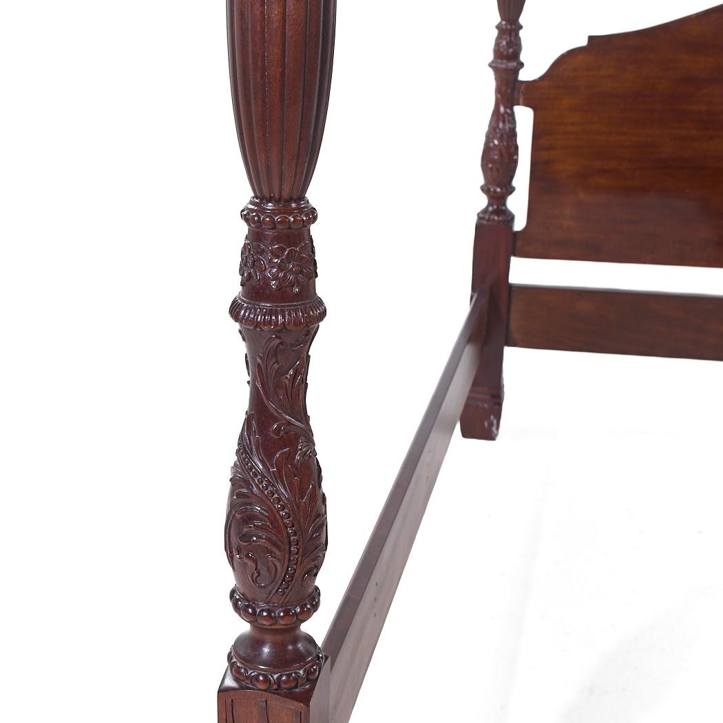 Henredon Georgian Carved Mahogany Queen Poster Bed In Good Condition For Sale In Countryside, IL