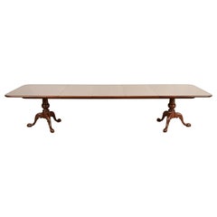 Henredon Georgian Carved Solid Cherry Wood Pedestal Extension Dining Table