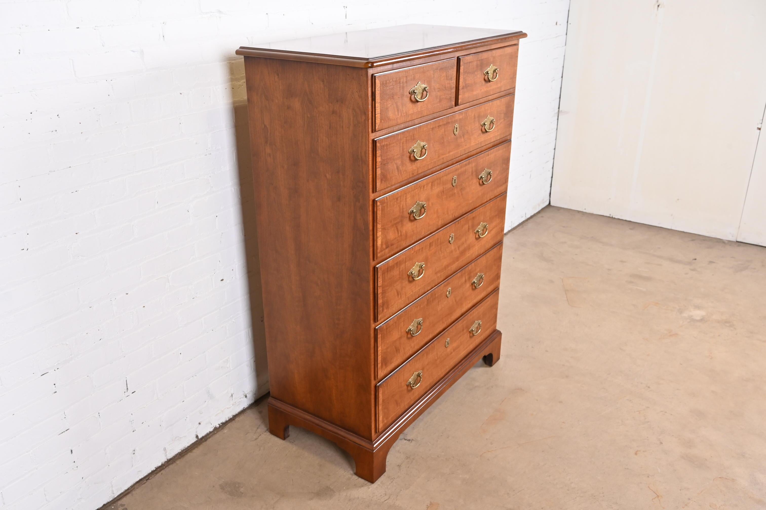Henredon Georgian Cherry Wood and Banded Mahogany Highboy Dresser In Good Condition In South Bend, IN