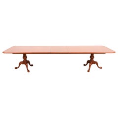 Henredon Georgian Cherry Wood Pedestal Extension Dining Table, Newly Refinished