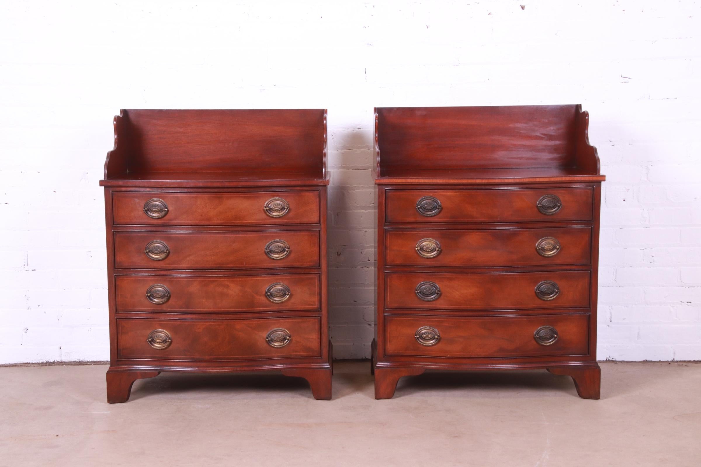 American Henredon Georgian Inlaid Mahogany Serpentine Bachelor Chests or Nightstands