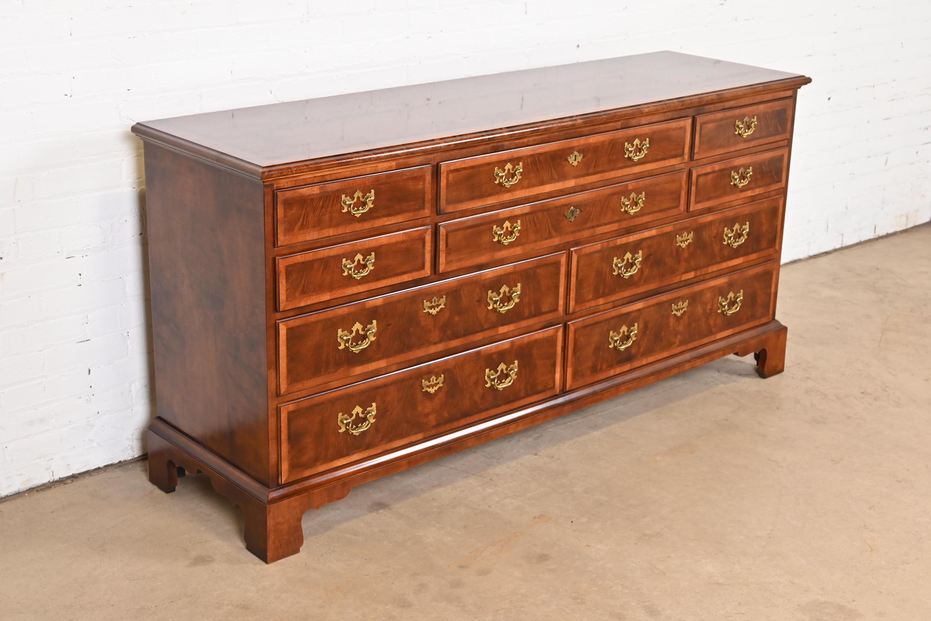 Brass Henredon Georgian Mahogany and Burl Wood Ten-Drawer Dresser or Credenza