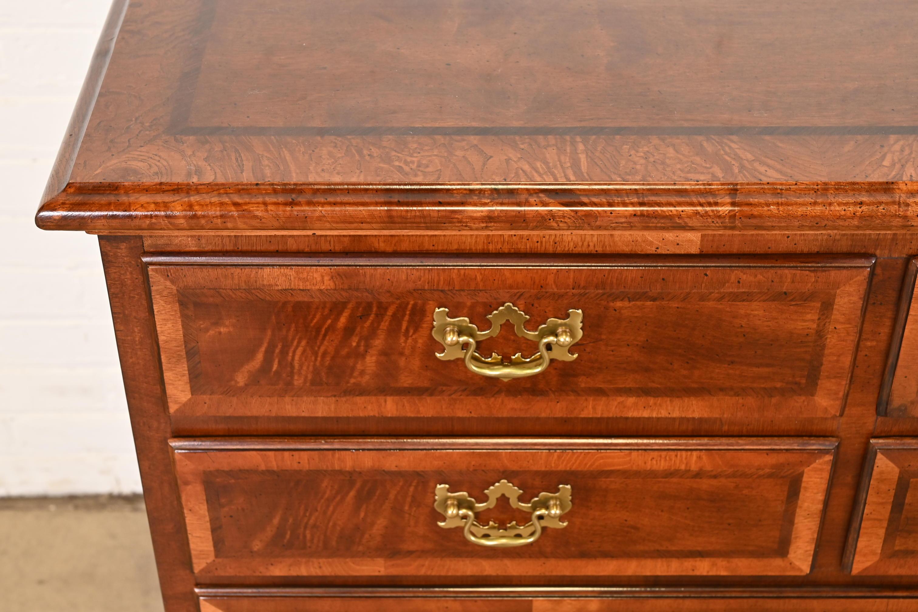 Henredon Georgian Mahogany and Burl Wood Ten-Drawer Dresser or Credenza 2