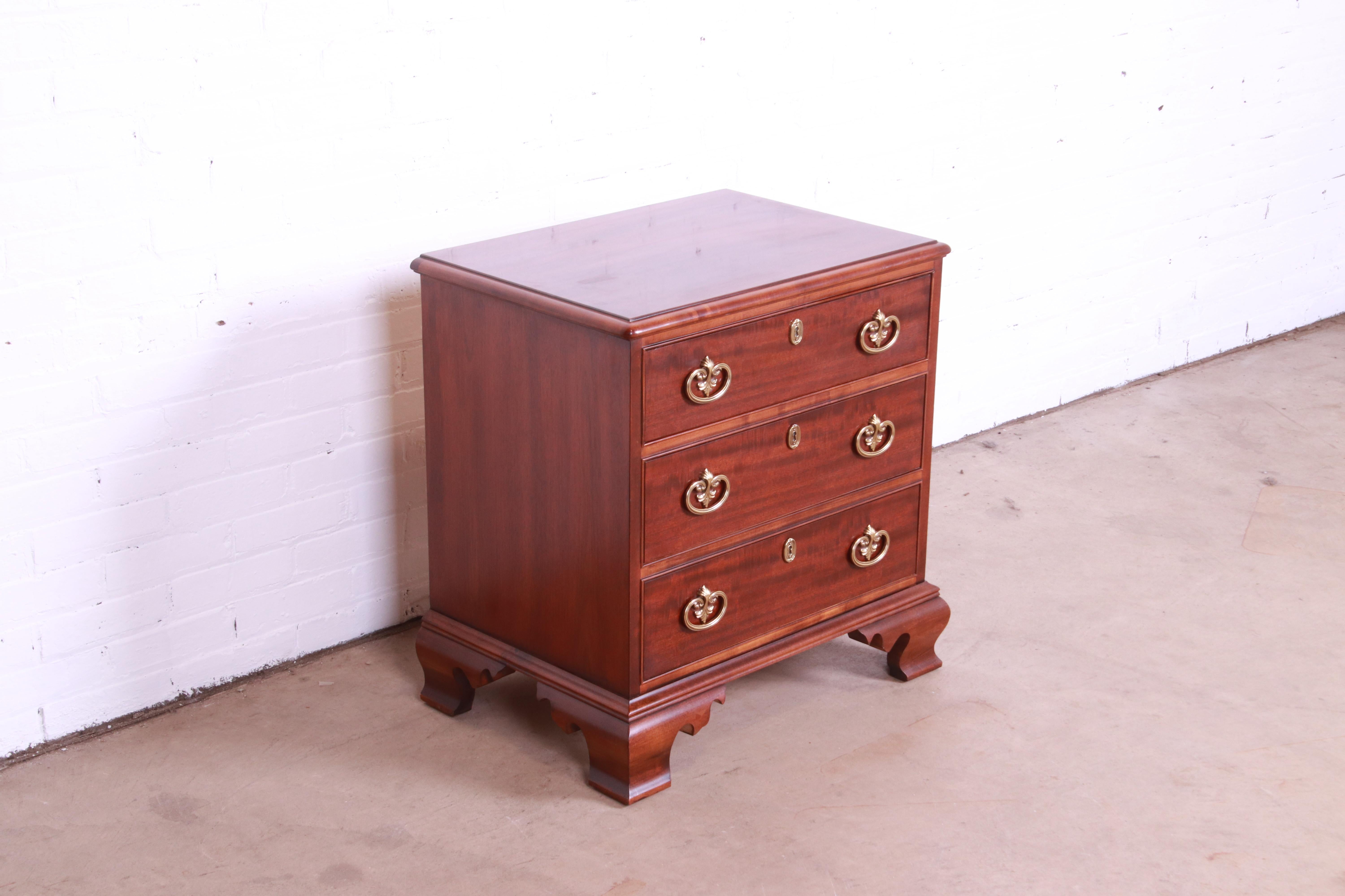 Brass Henredon Georgian Mahogany Bachelor Chest