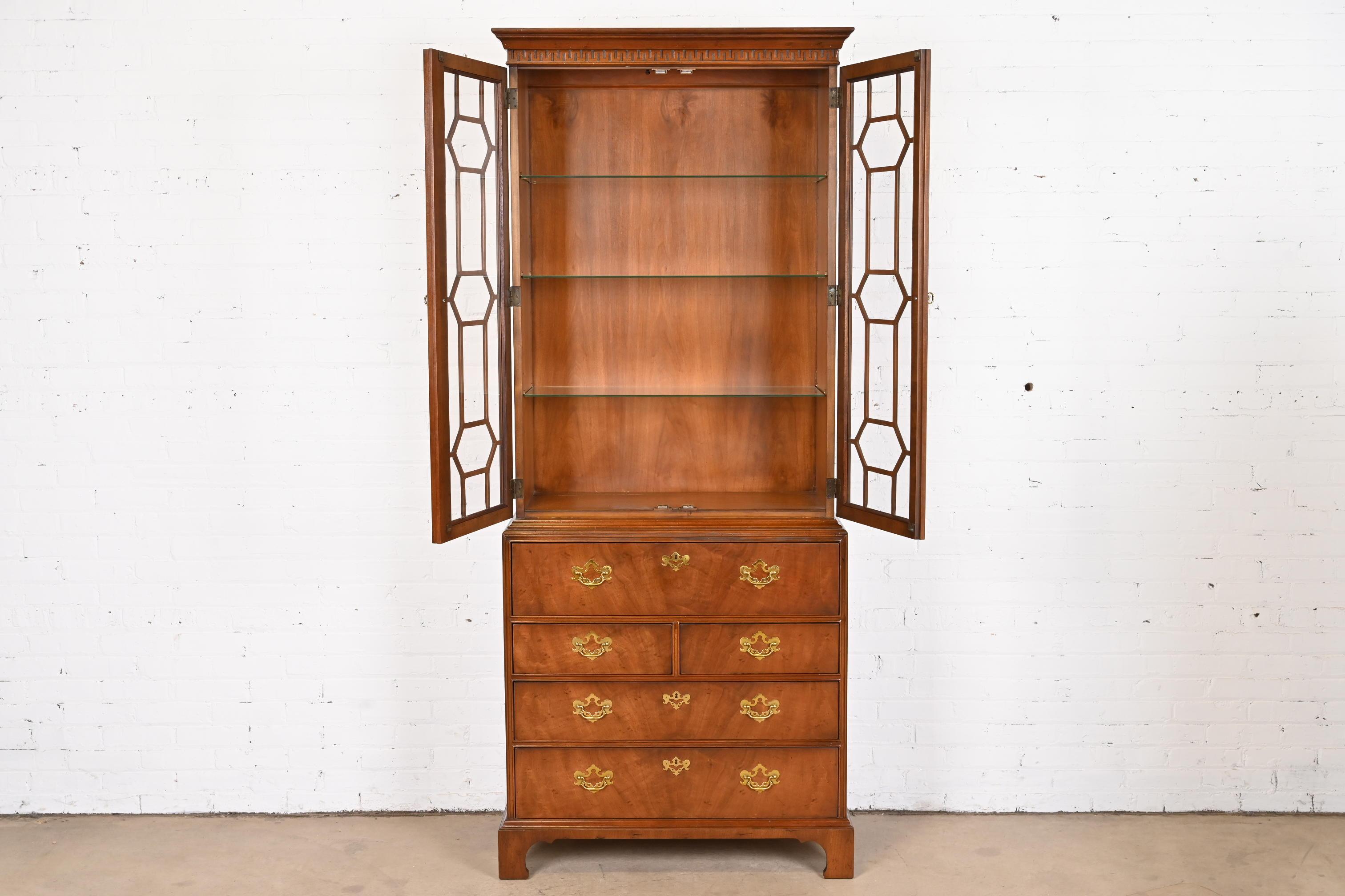 Late 20th Century Henredon Georgian Mahogany Breakfront Bookcase Bureau with Drop Front Desk