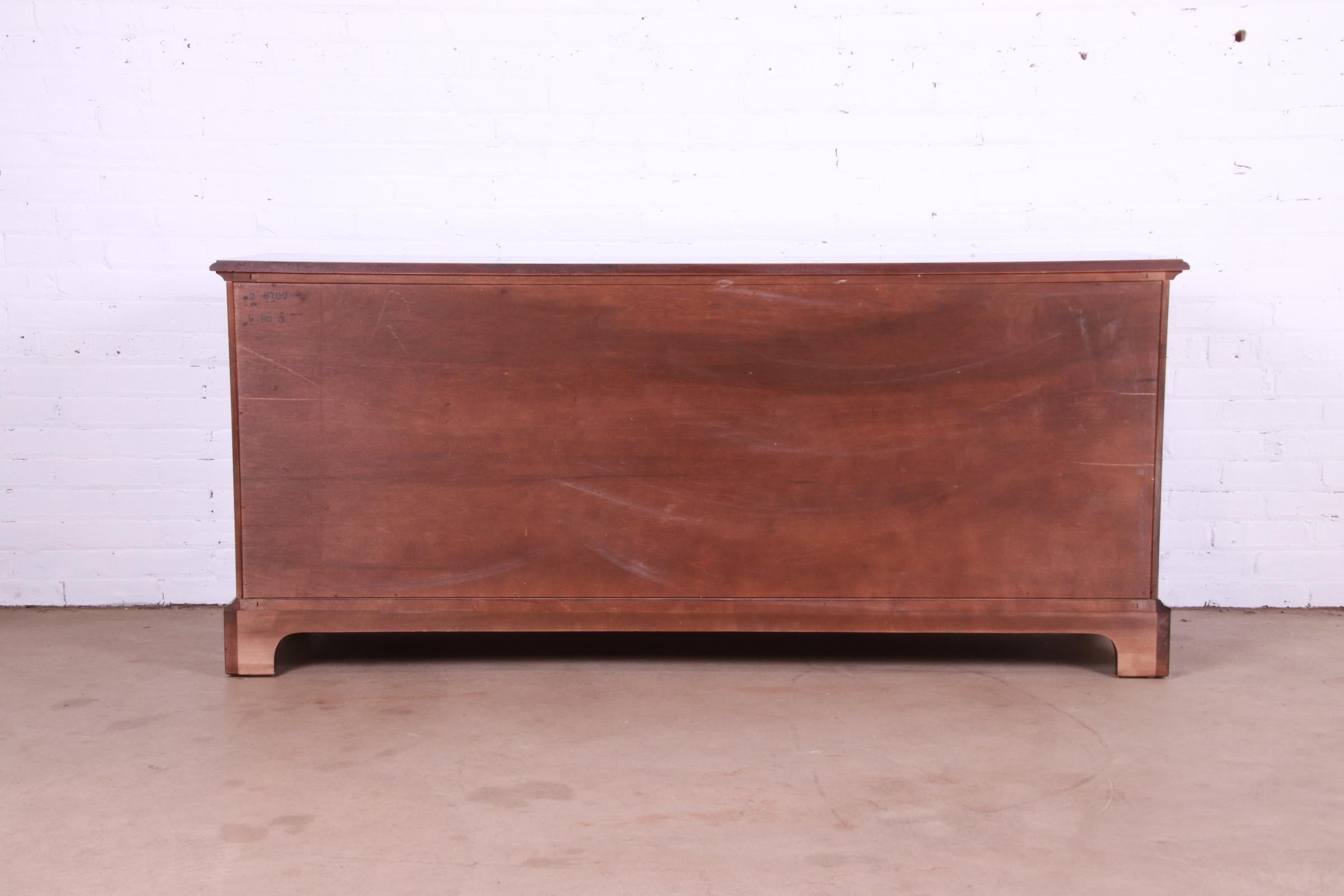 Henredon Georgian Solid Mahogany Block Front Triple Dresser 14