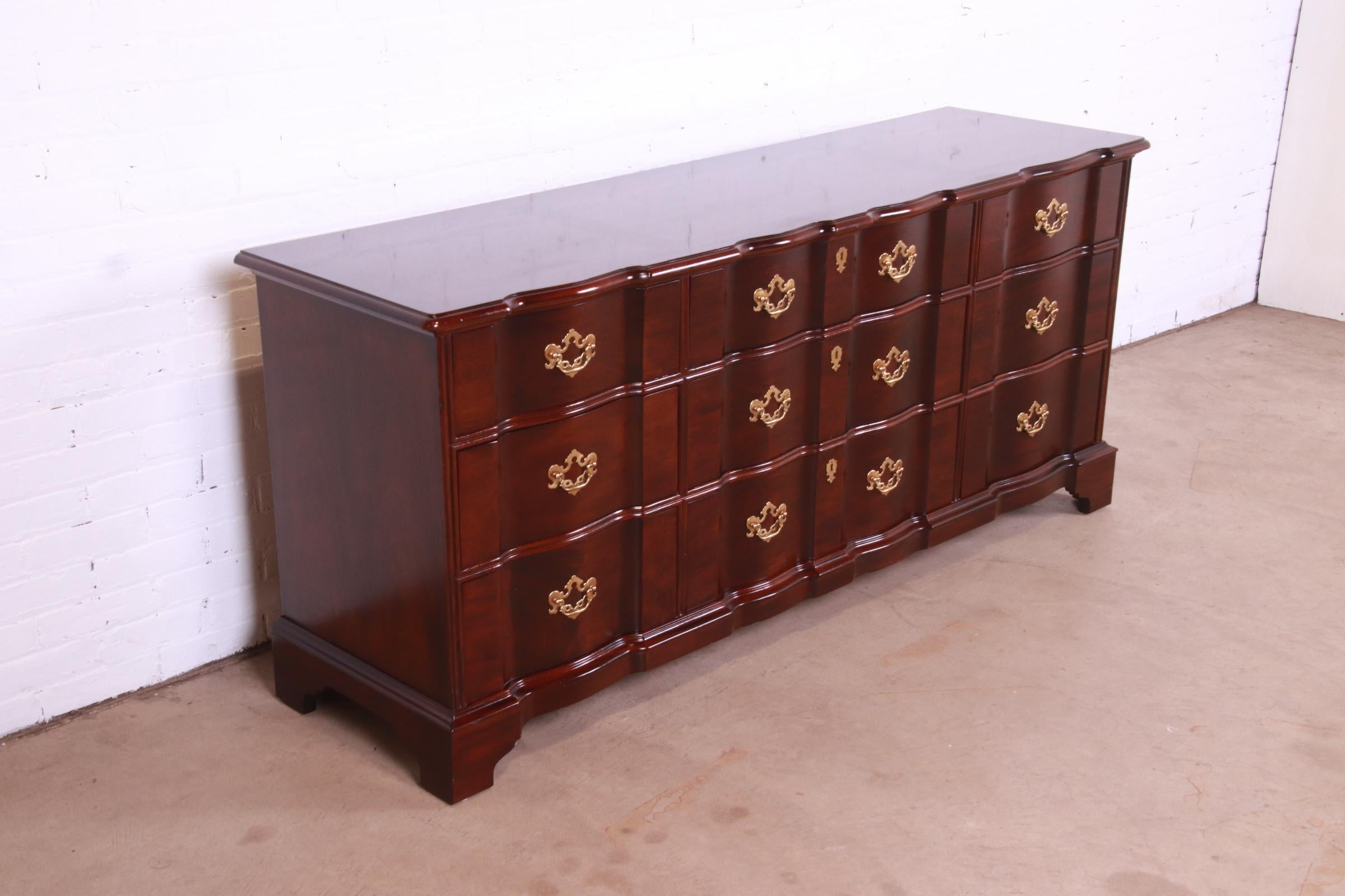 Brass Henredon Georgian Solid Mahogany Block Front Triple Dresser
