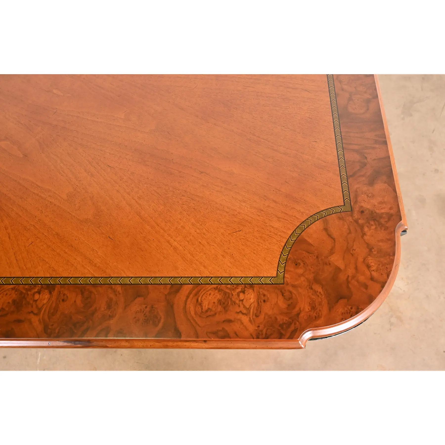 Laiton Henredon Grand Provenance Italian Neoclassical Extension Dining Table en vente