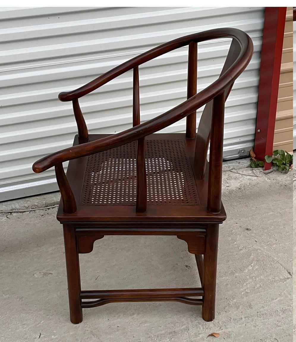 horseshoe chair