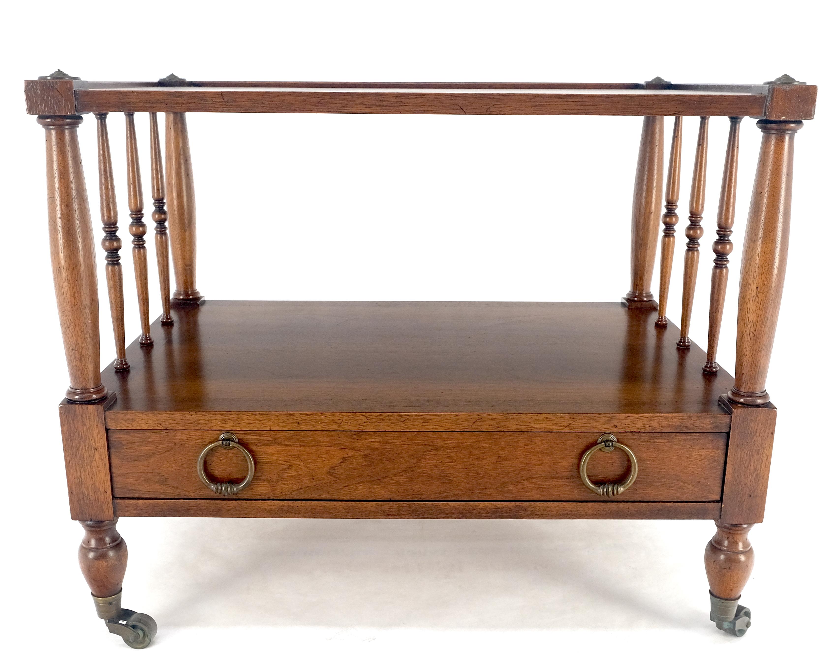 American Henredon Heritage One Drawer Drop Ring Pulls Walnut End Table Nightstand MINT For Sale