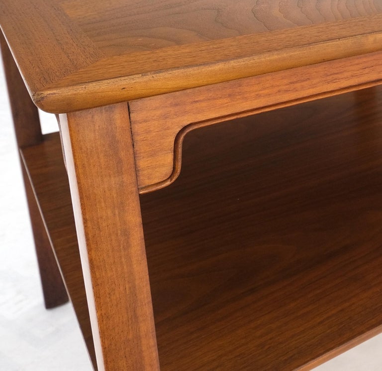 Henredon Heritage Square Walnut Two Tier Side End Coffee Table MINT