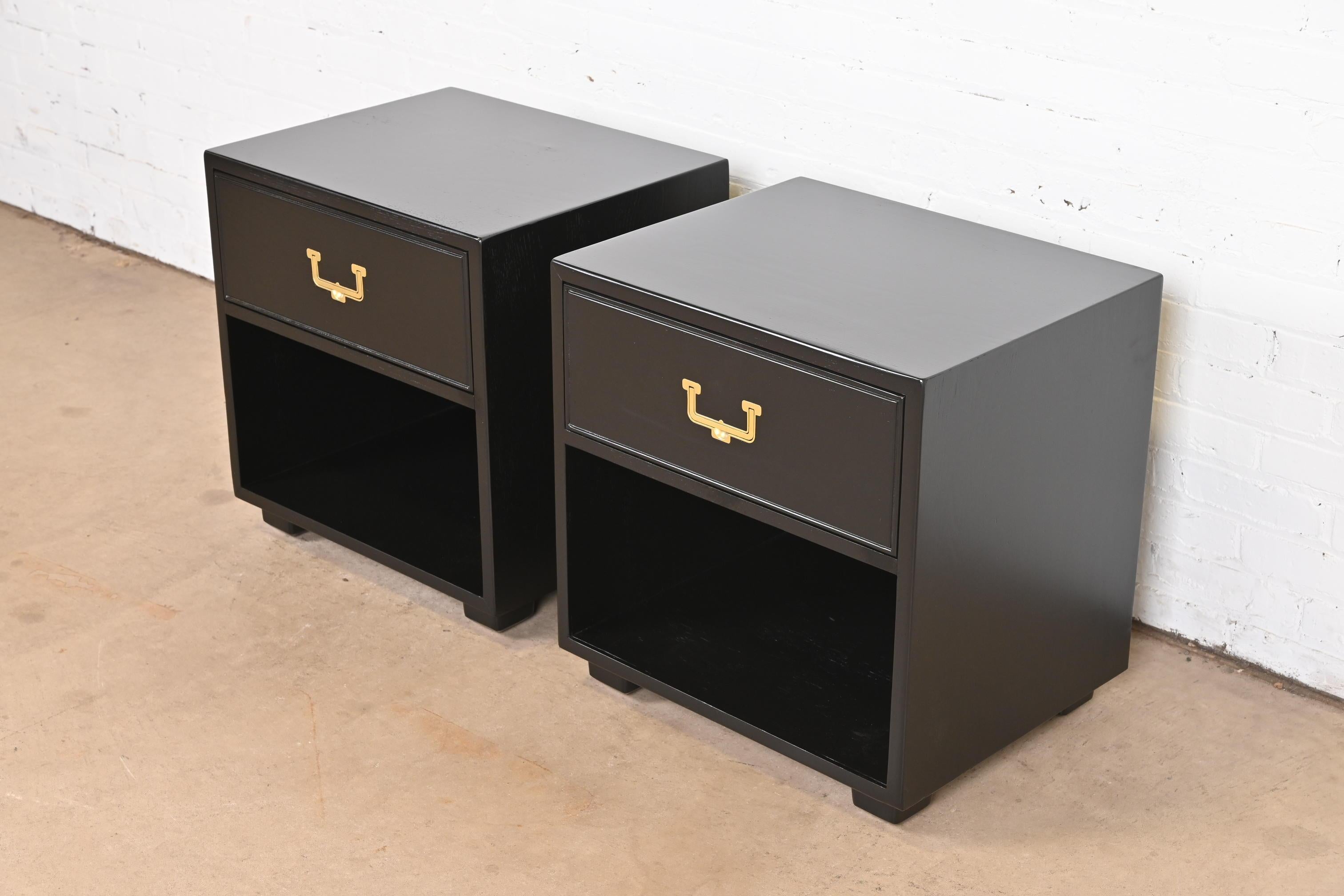 Late 20th Century Henredon Hollywood Regency Black Lacquered Campaign Nightstands, Refinished For Sale