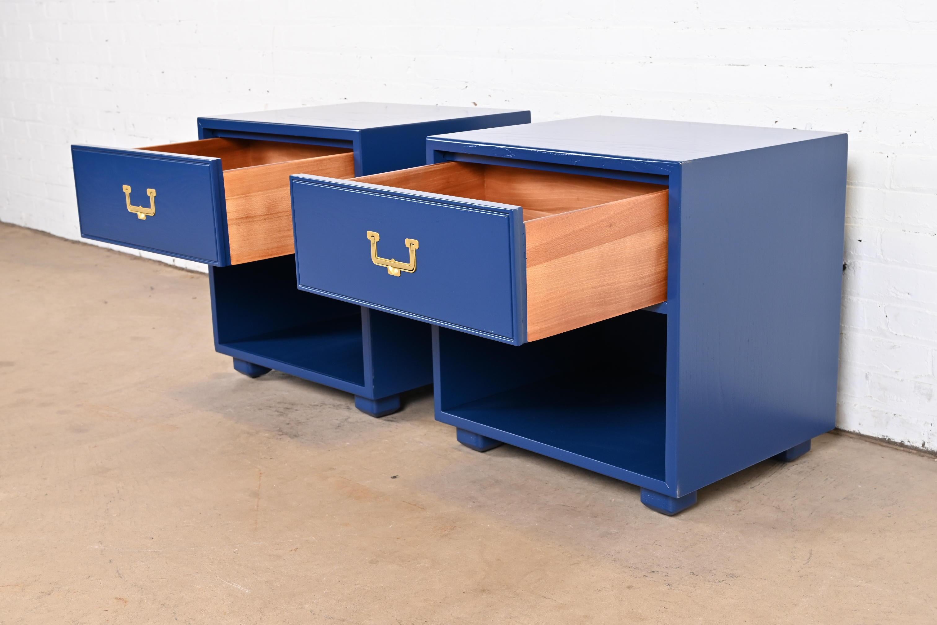 Henredon Hollywood Regency Campaign Blue Lacquered Nightstands, Newly Refinished For Sale 2