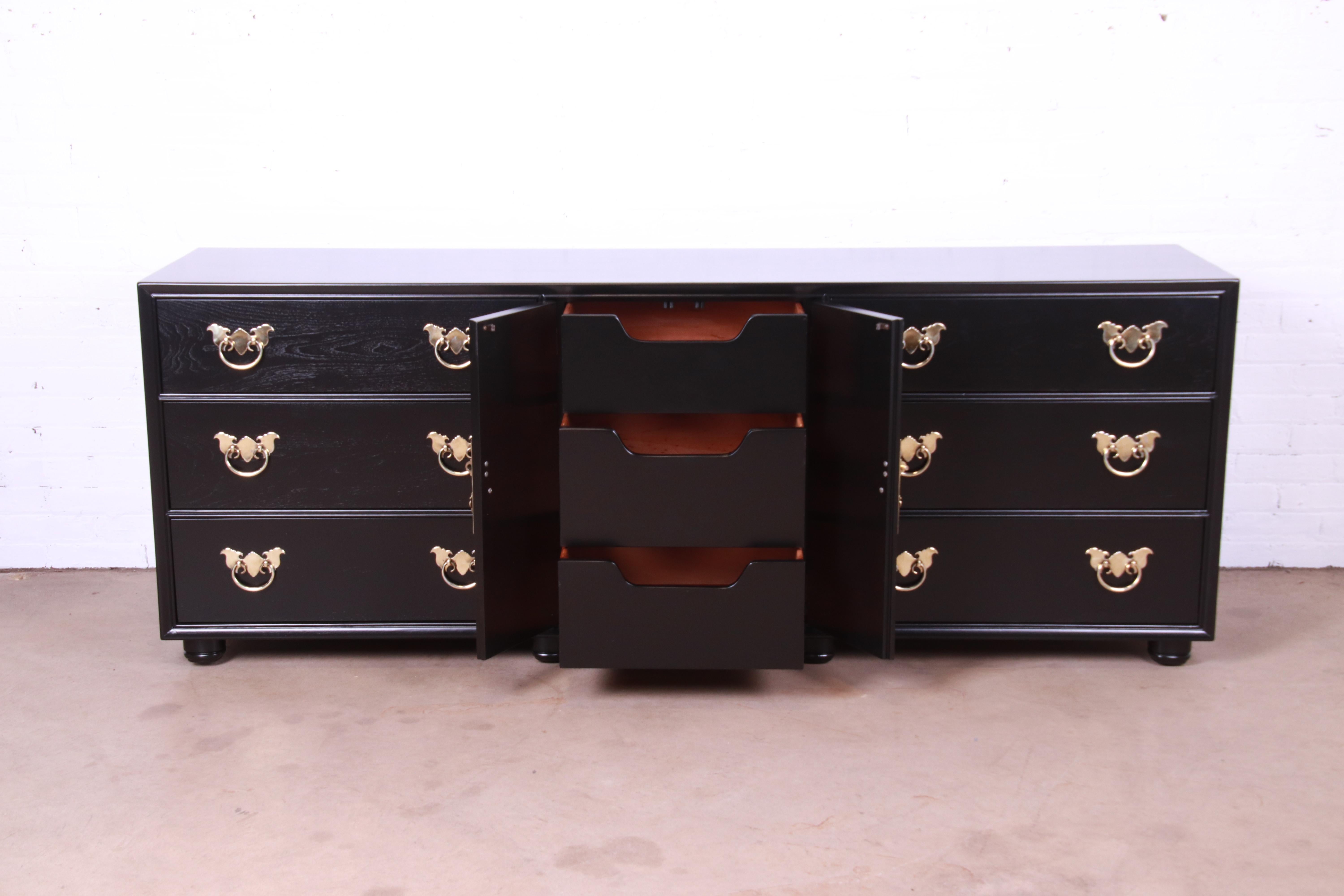 Henredon Hollywood Regency Chinoiserie Black Lacquered Dresser, Newly Refinished 4