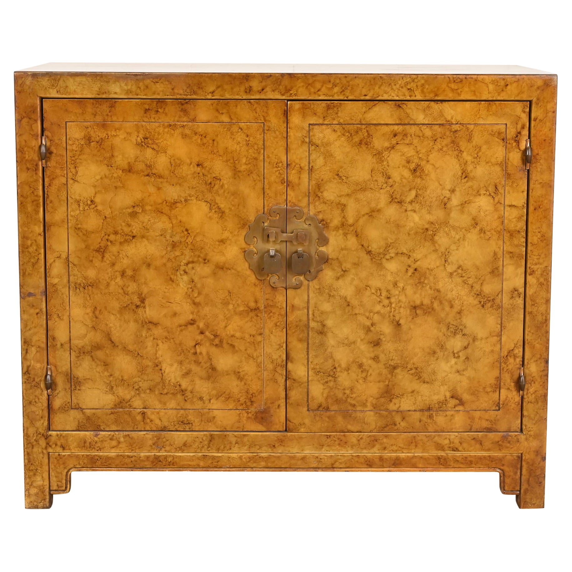 Henredon Hollywood Regency Chinoiserie Faux Tortoise Shell Bar Cabinet, 1970s