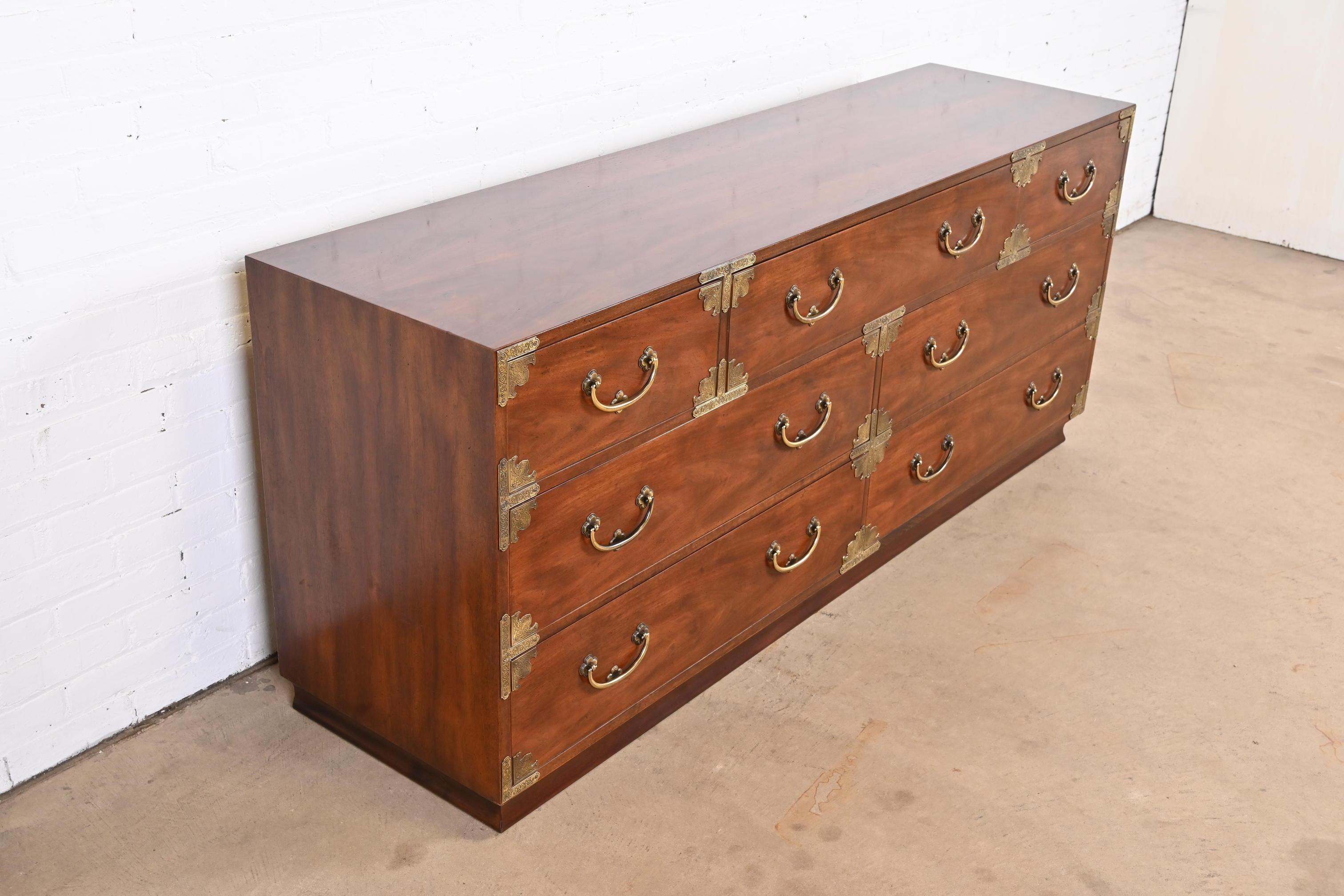 Late 20th Century Henredon Hollywood Regency Chinoiserie Mahogany and Brass Dresser or Credenza