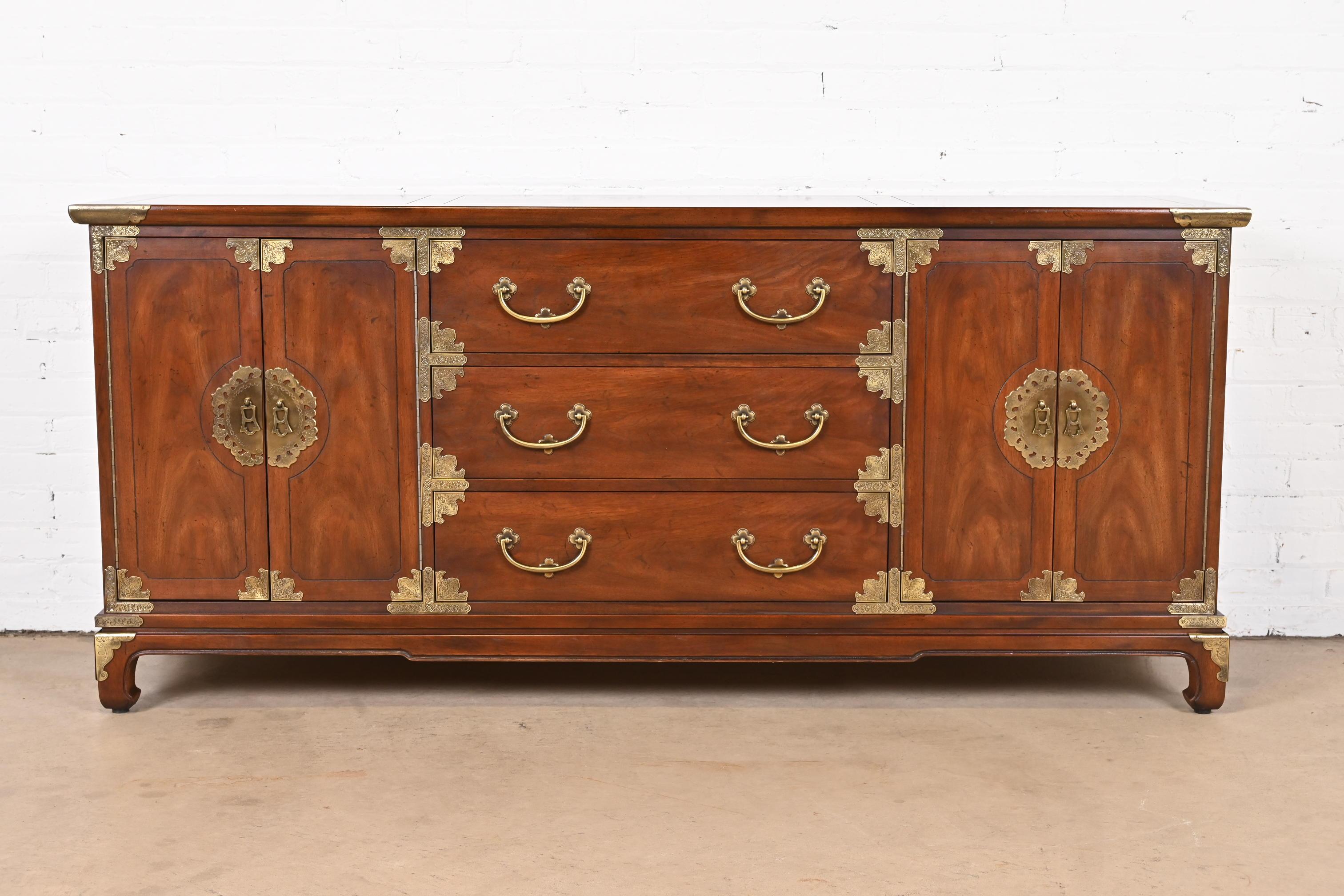 Mid-Century Modern Henredon Hollywood Regency Chinoiserie Mahogany and Brass Sideboard Credenza