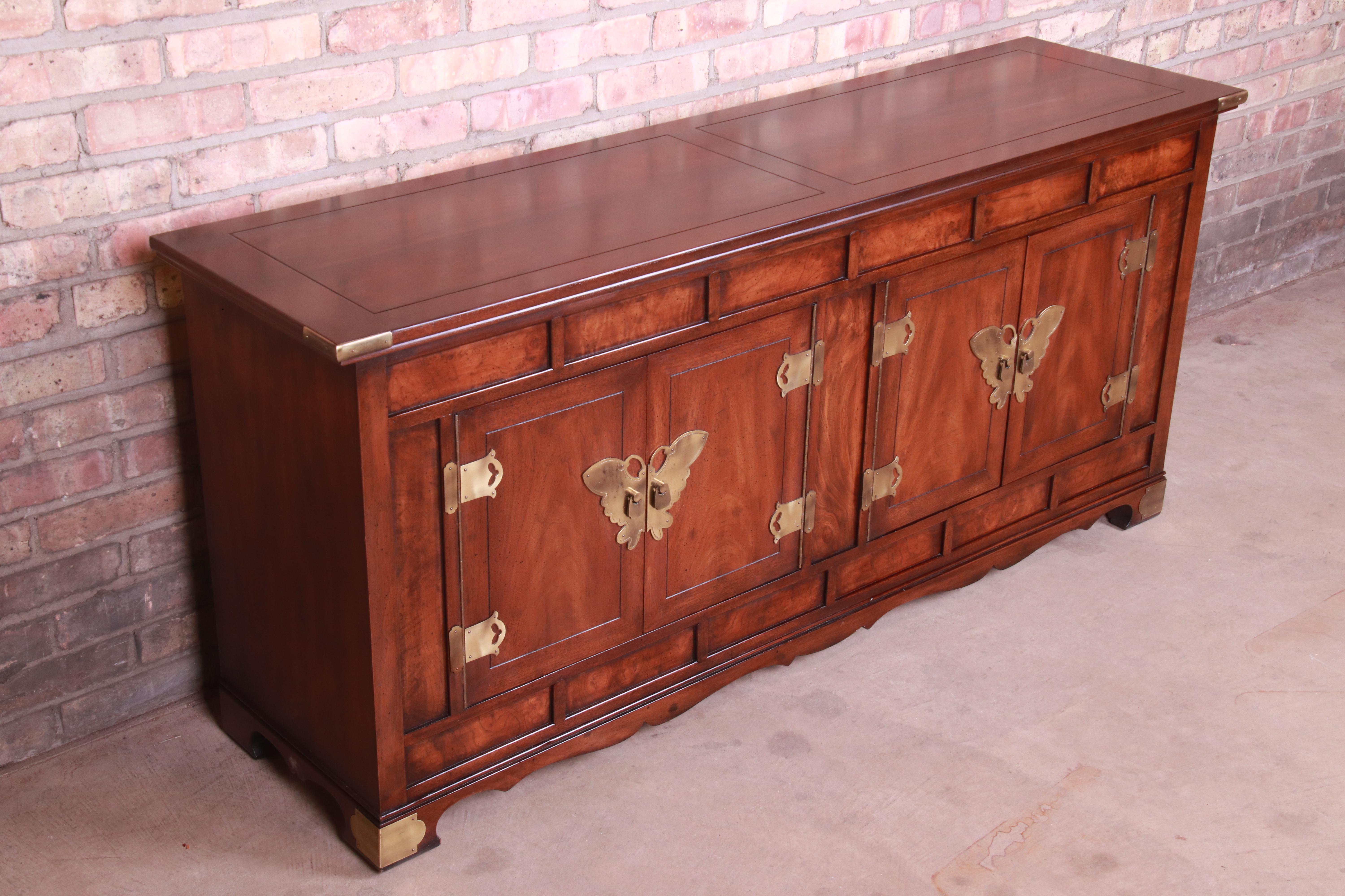 Henredon Hollywood Regency Chinoiserie Mahogany Sideboard or Bar Cabinet In Good Condition In South Bend, IN