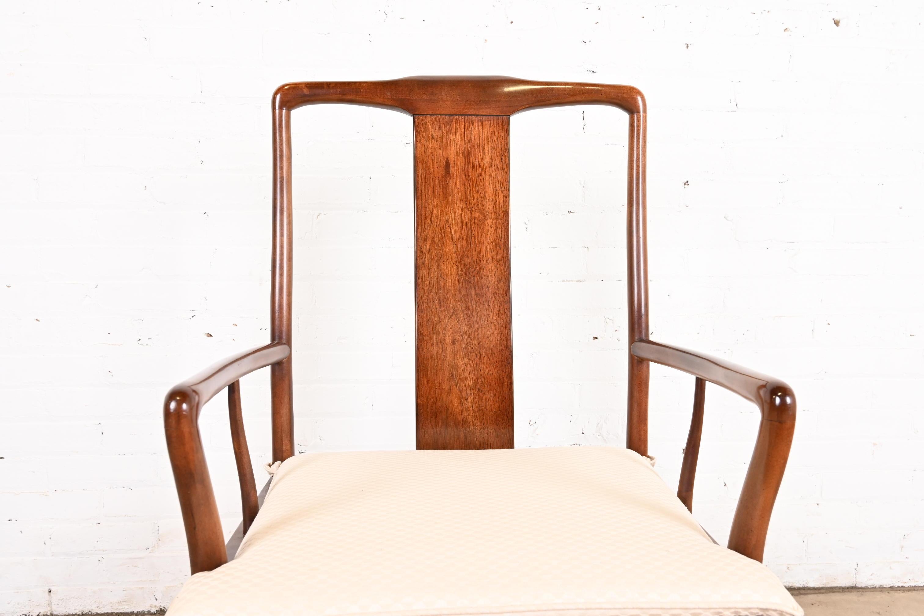 Chaises de salle à manger Henredon Hollywood Regency Chinoiserie sculptée en acajou en vente 10