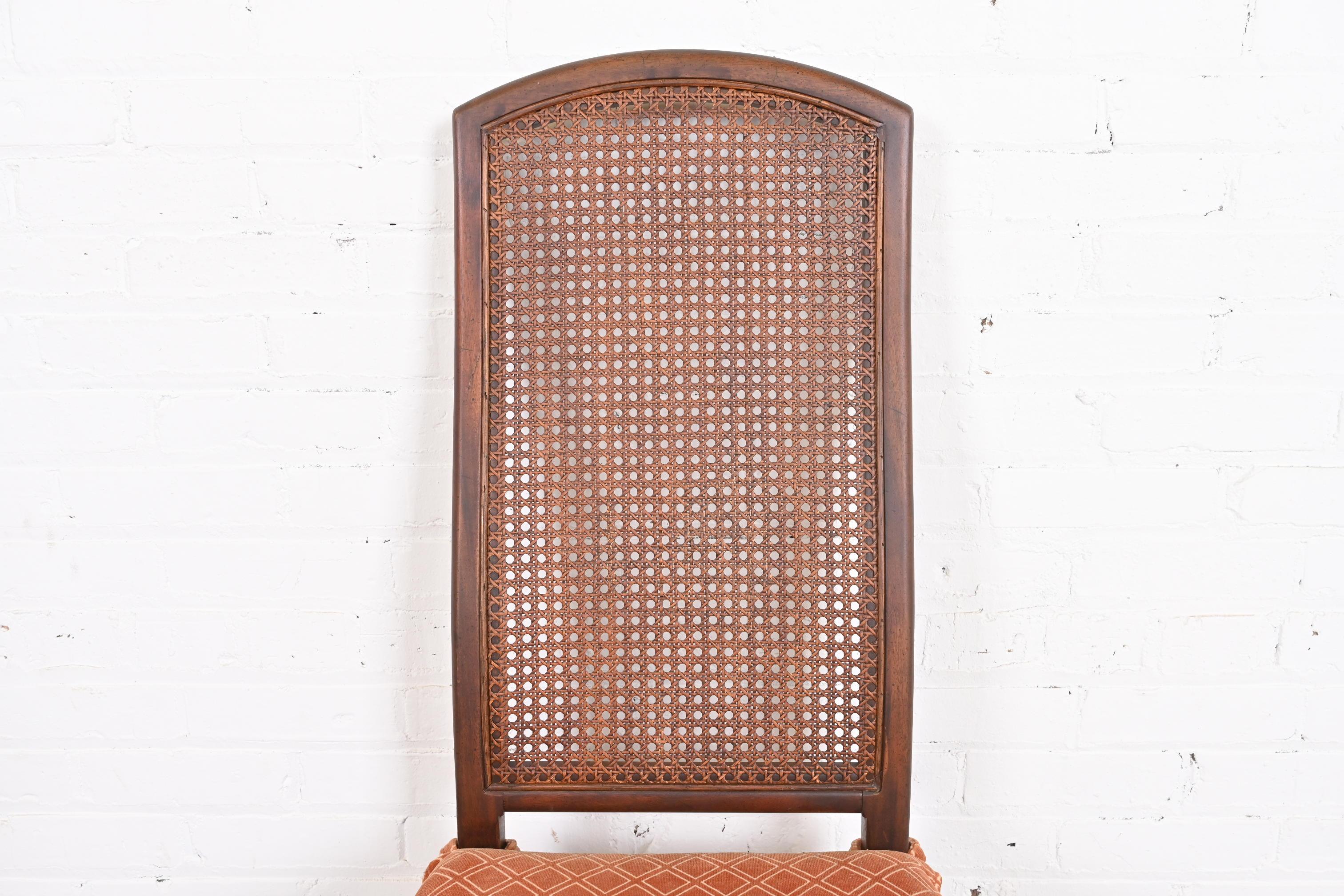 Chaises de salle à manger Henredon Hollywood Regency Chinoiserie sculptées en acajou, lot de 6 en vente 9