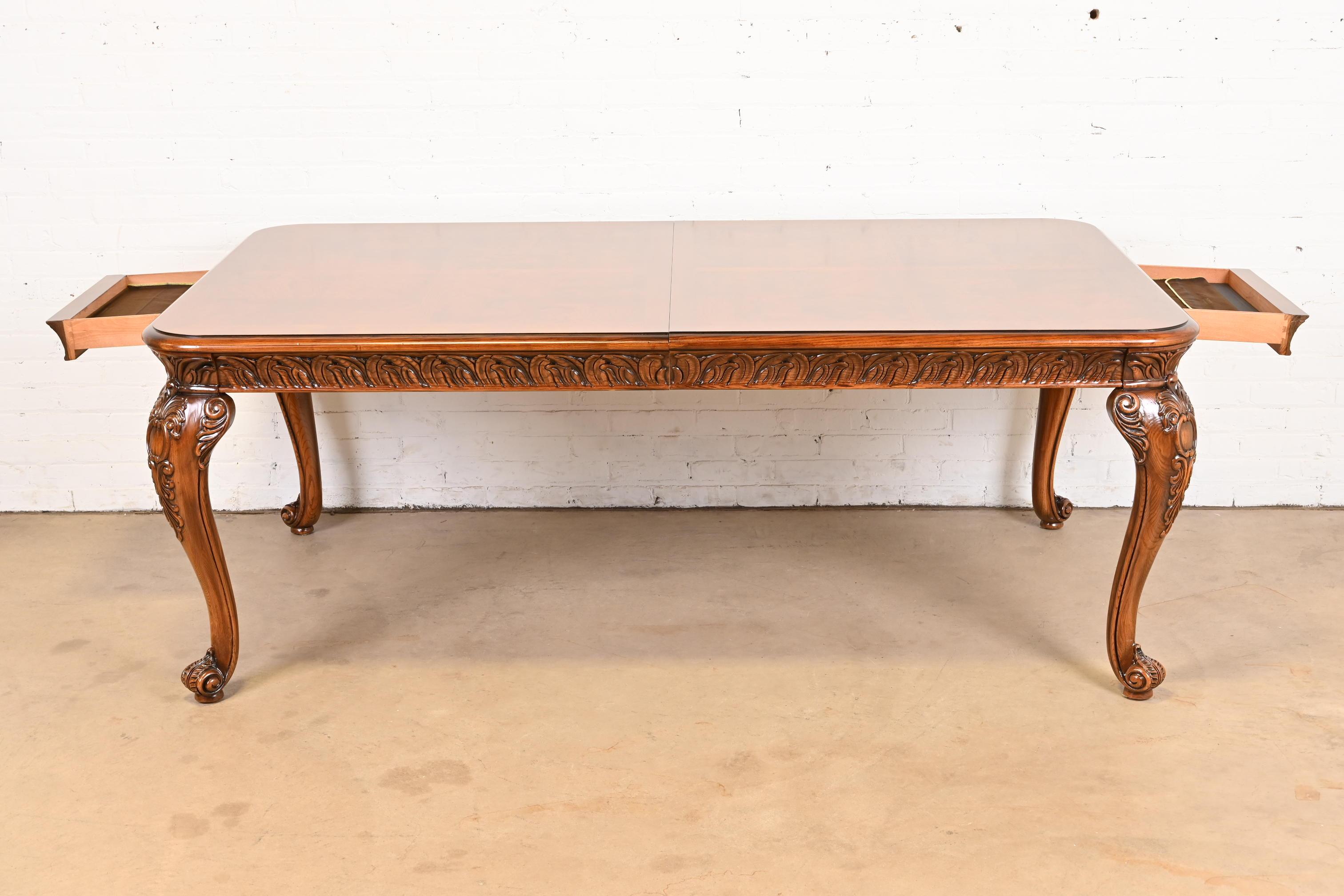 Henredon Italian Baroque Carved Oak and Burl Wood Dining Table, Newly Refinished For Sale 7