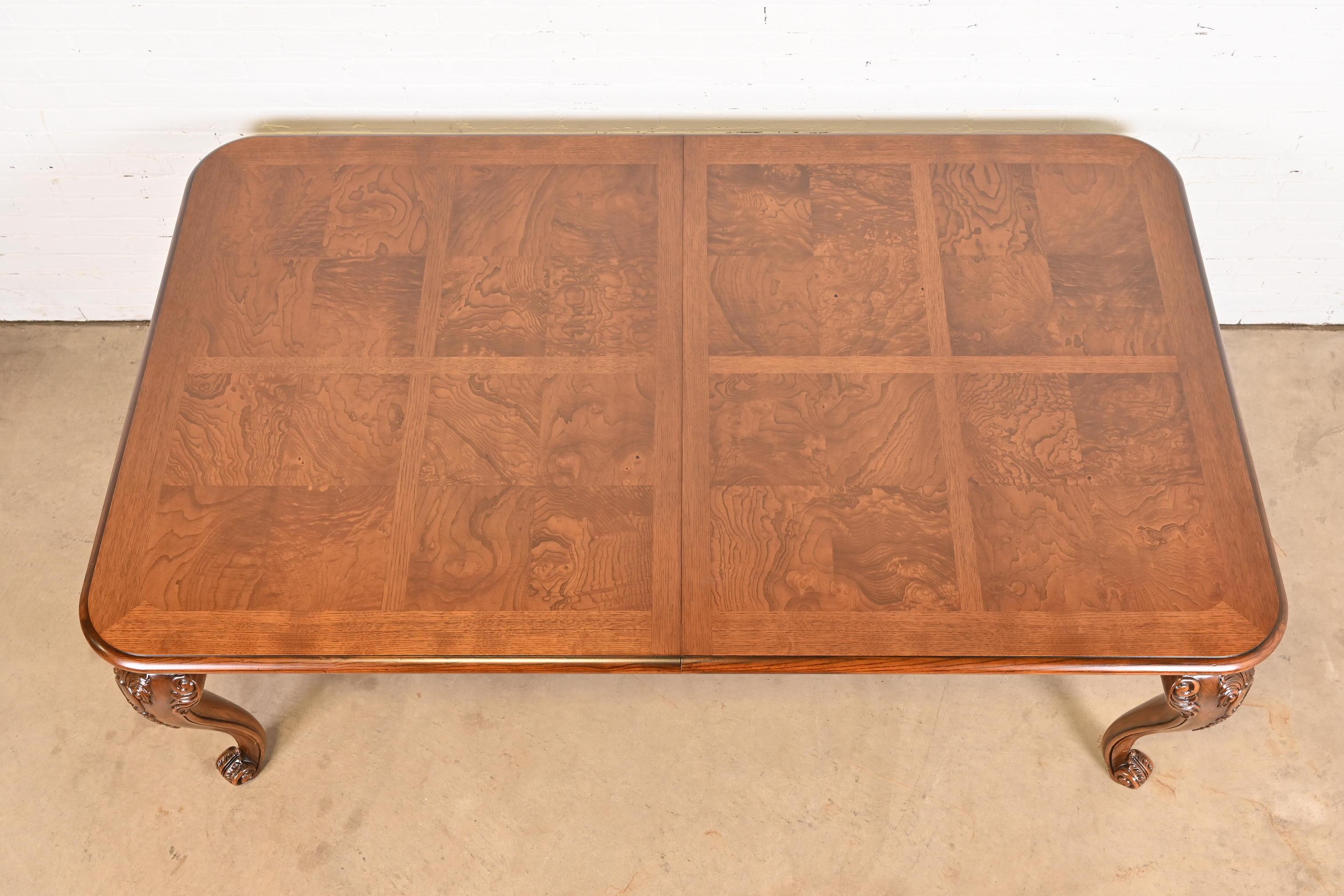 Henredon Italian Baroque Carved Oak and Burl Wood Dining Table, Newly Refinished For Sale 11