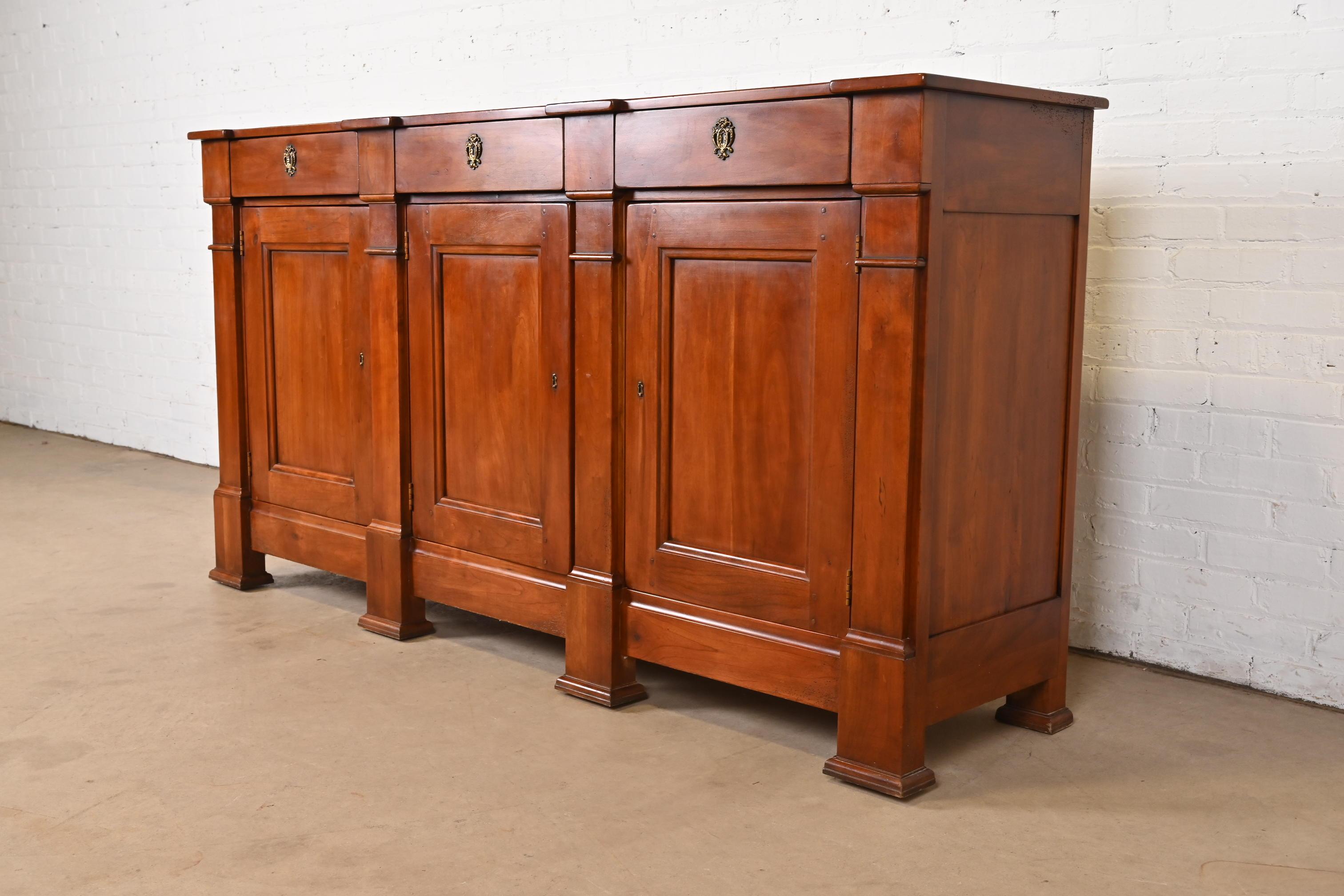 Henredon Italian Empire Carved Cherry Wood Sideboard or Bar Cabinet In Good Condition In South Bend, IN