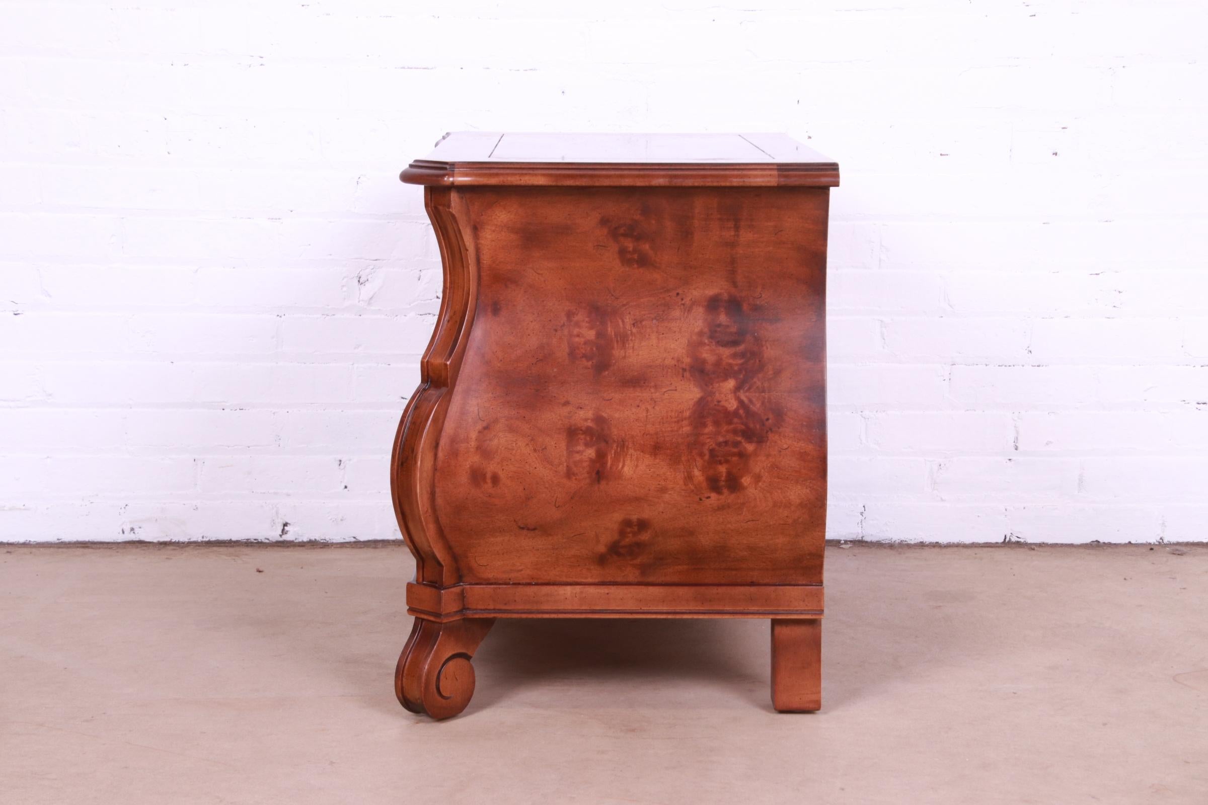 Henredon Italian Louis XV Burl Wood Bombay Form Bedside Chest For Sale 4