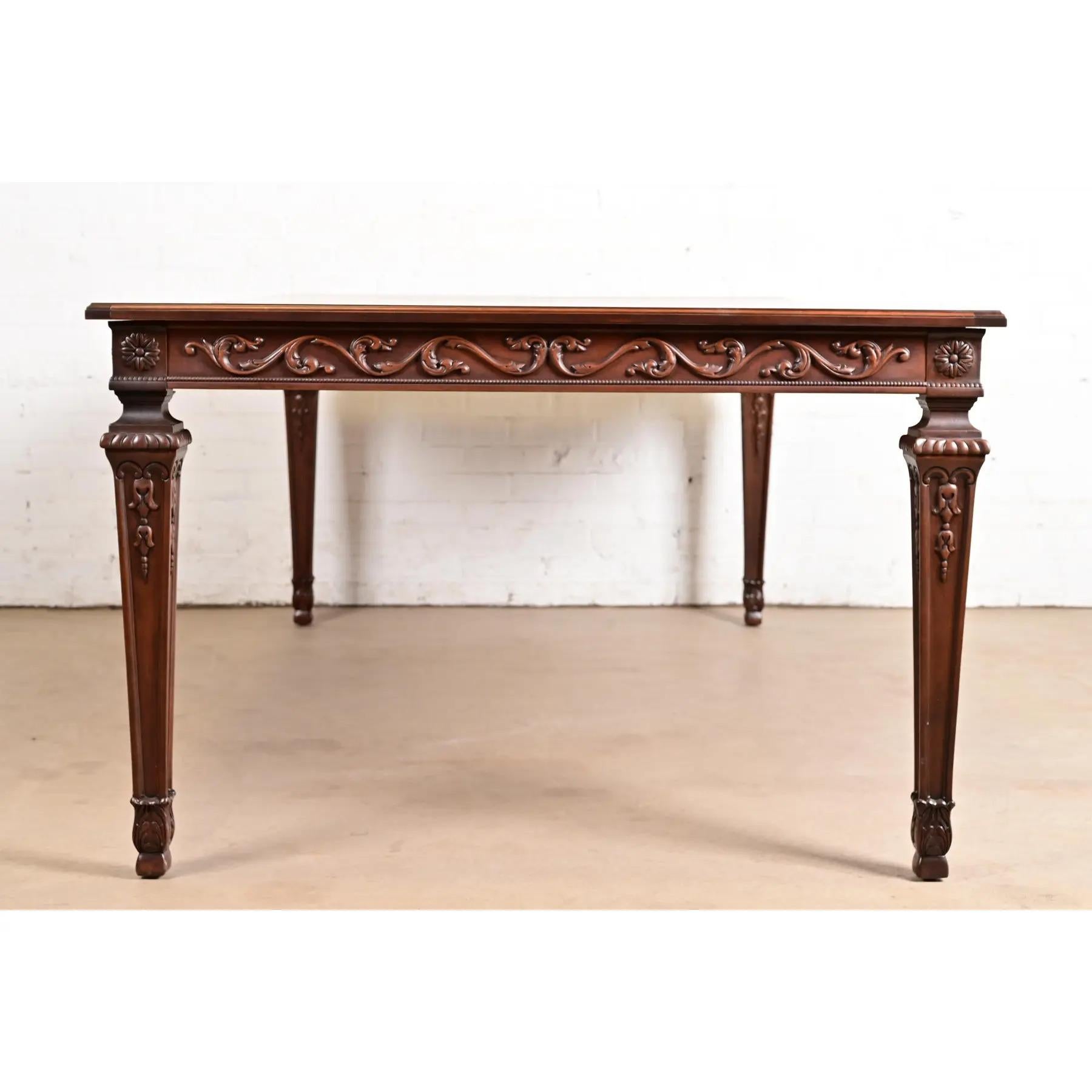 Henredon Italian Louis XVI Carved Oak and Burl Wood Dining Table, Refinished For Sale 6
