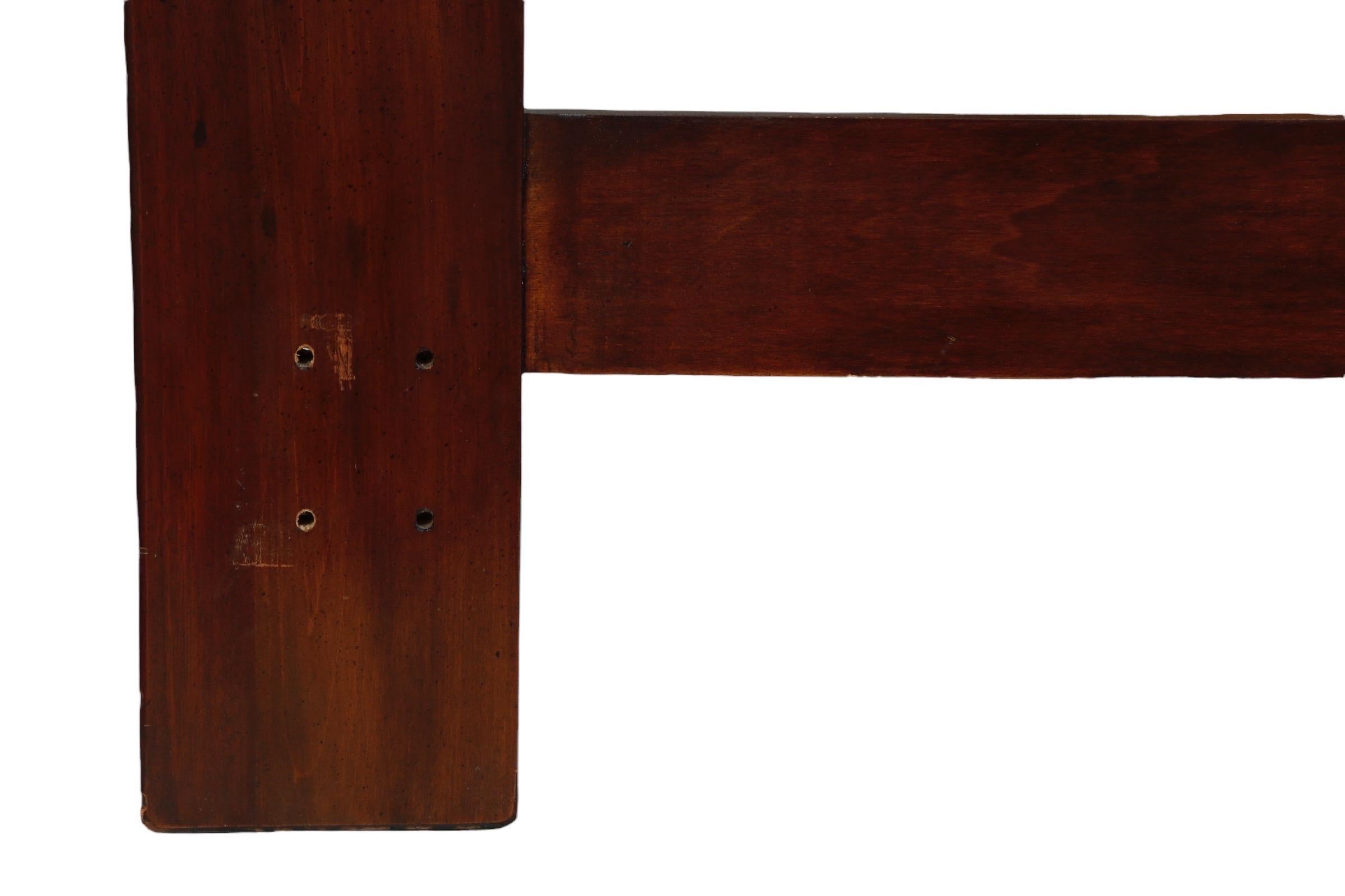 20ième siècle Henredon King Size Mahogany Headboard (Tête de lit en acajou)