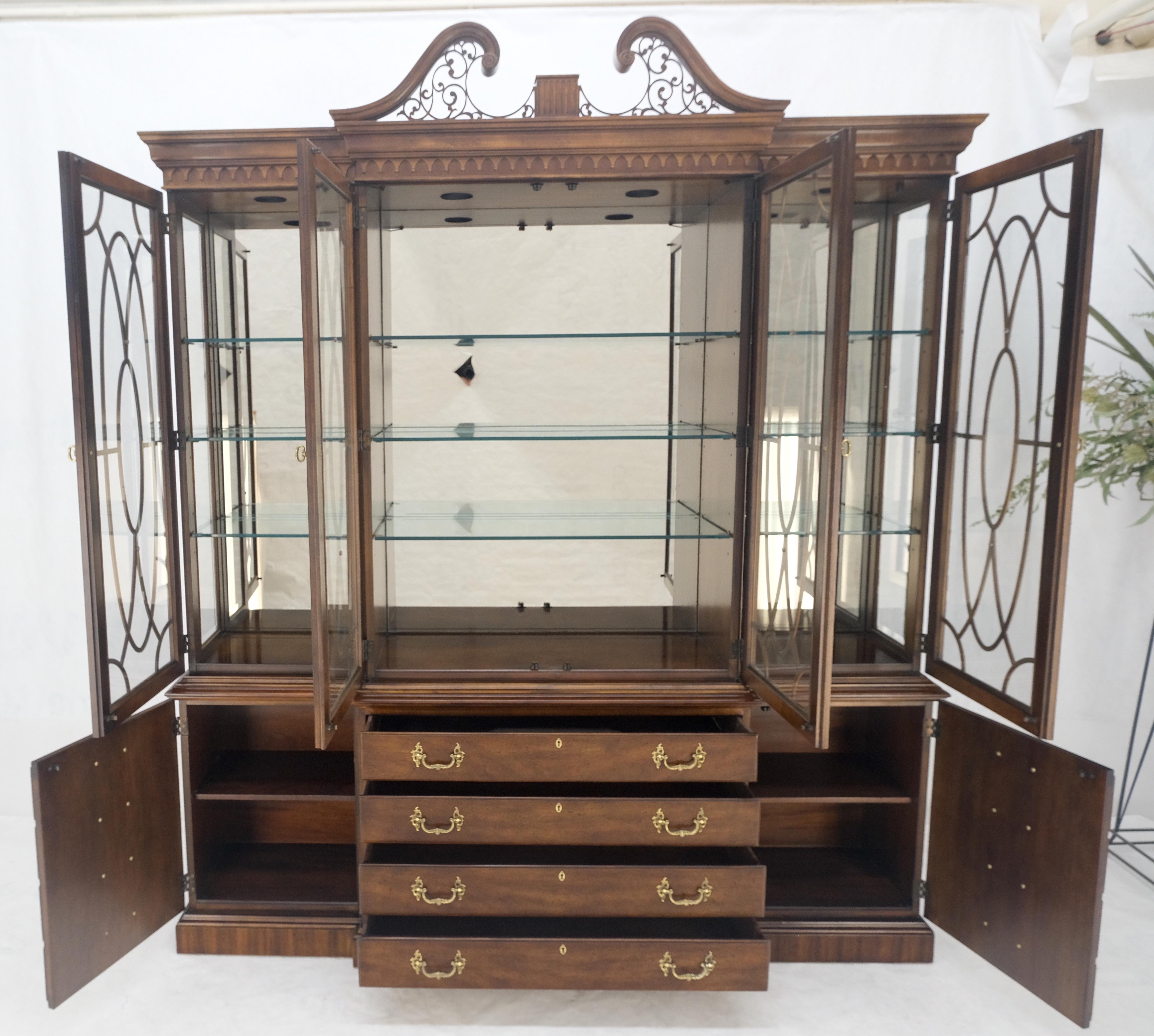 American Henredon Large 78