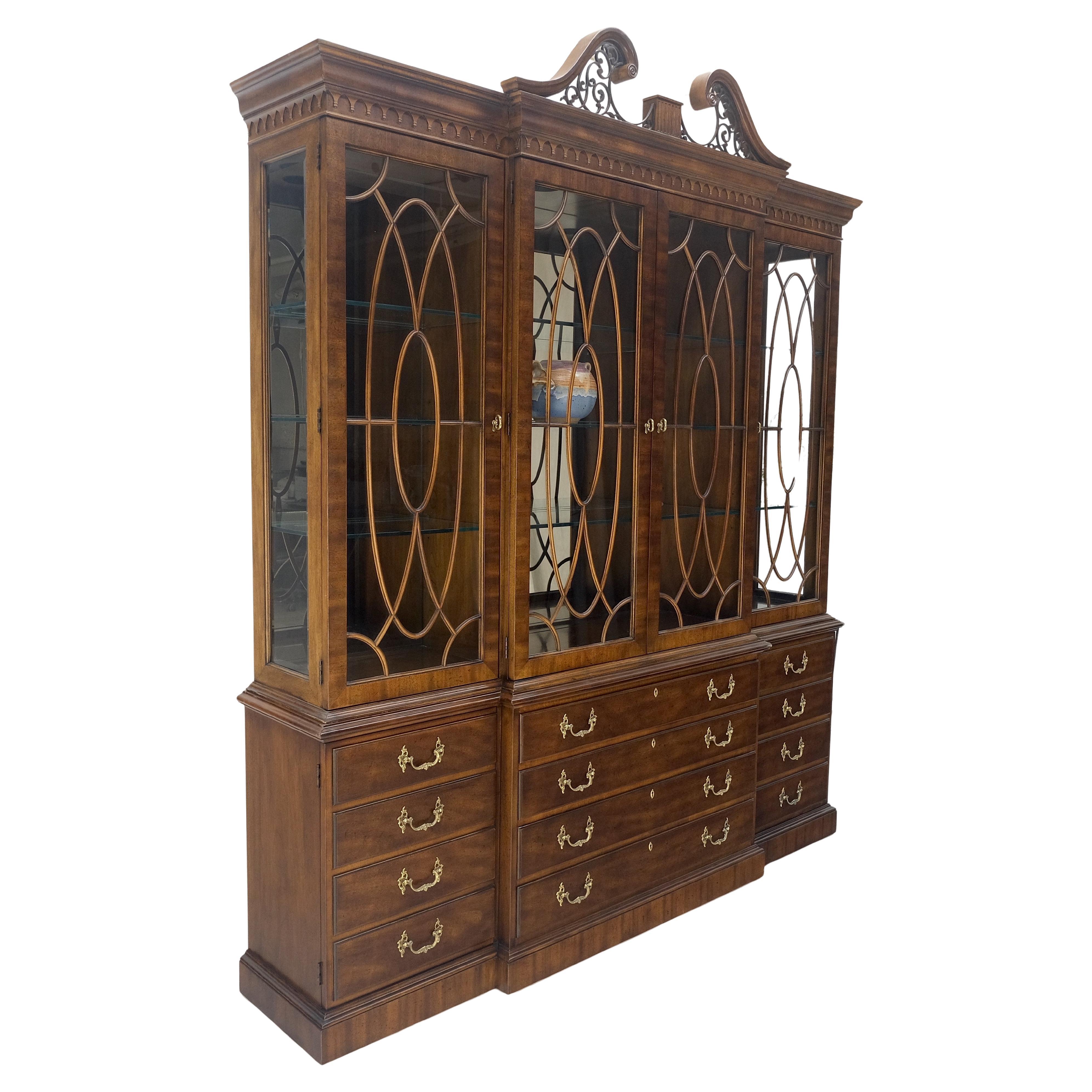 Henredon Large 78" Wide Mahogany Breakfront MINT For Sale