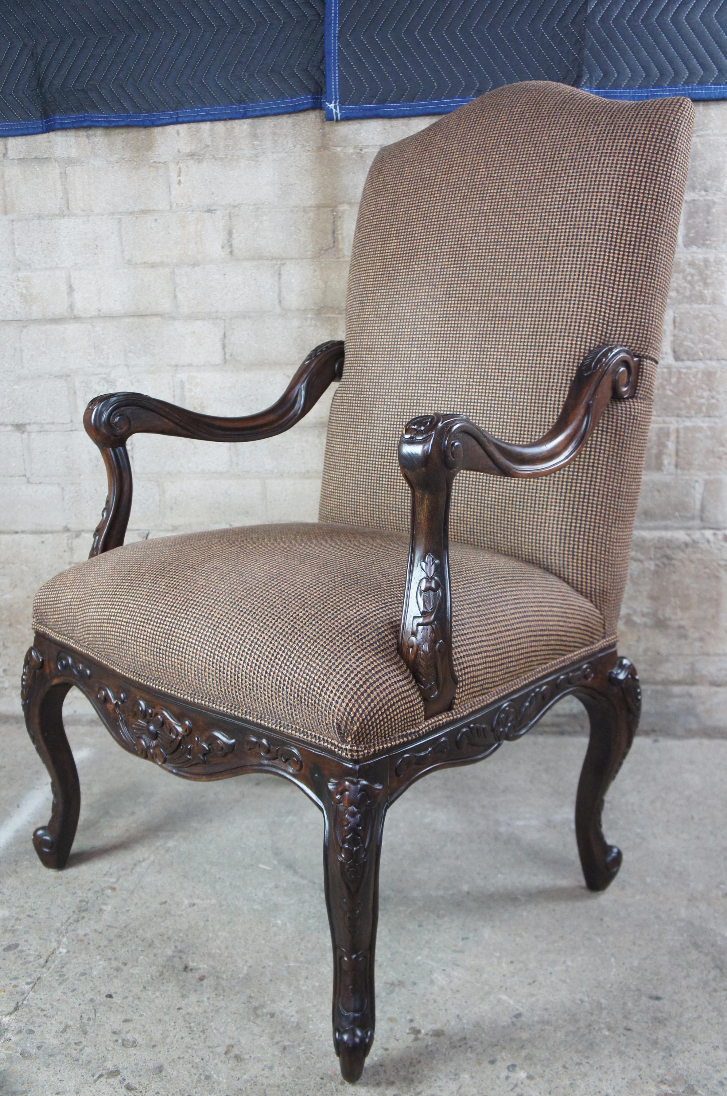 Upholstery Henredon Livingroom Cynthia Oversized French Tweed Carved Armchair H0091