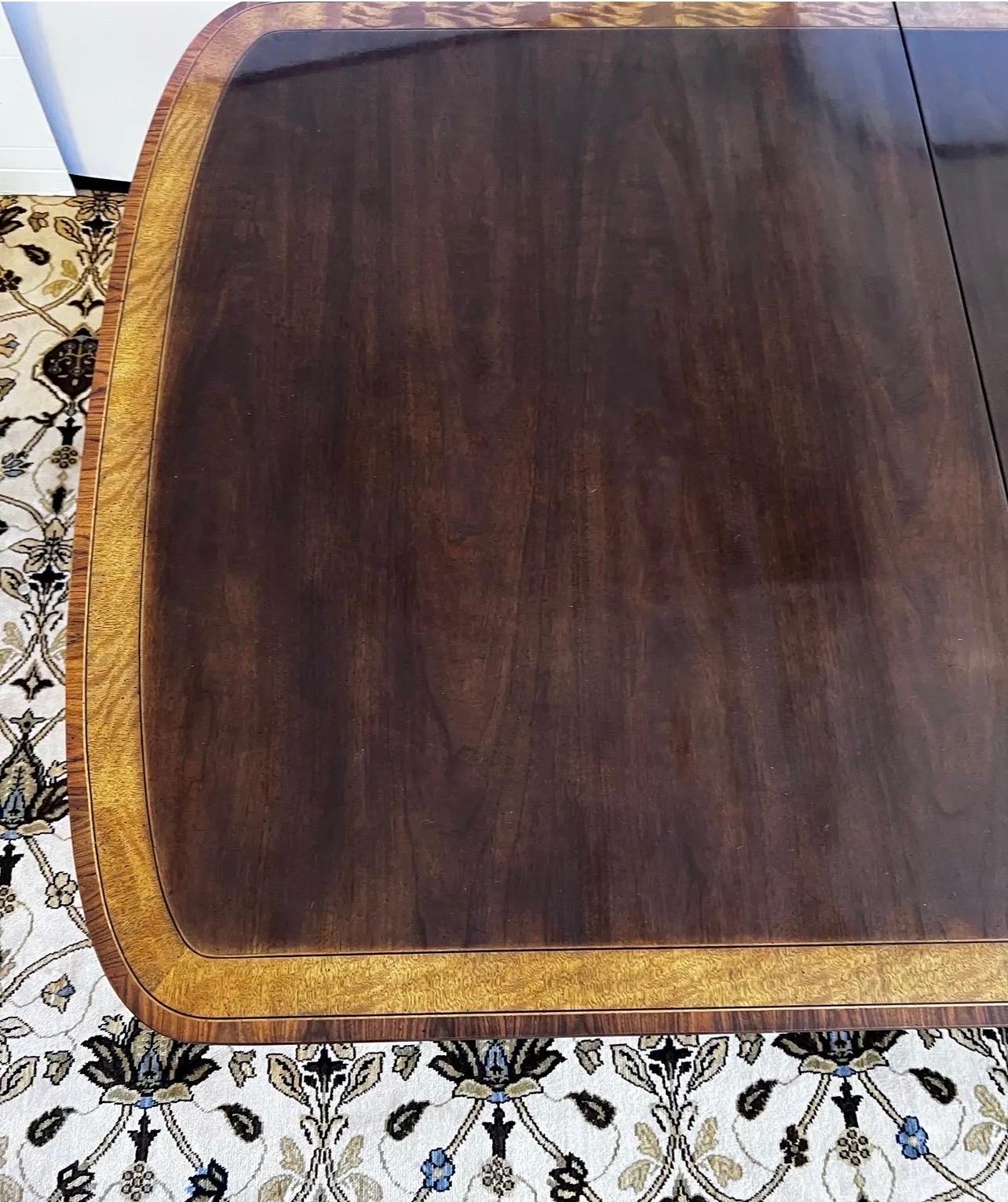 Brass Henredon Mahogany Banded Inlay Double Pedestal Expandable Dining Room Table