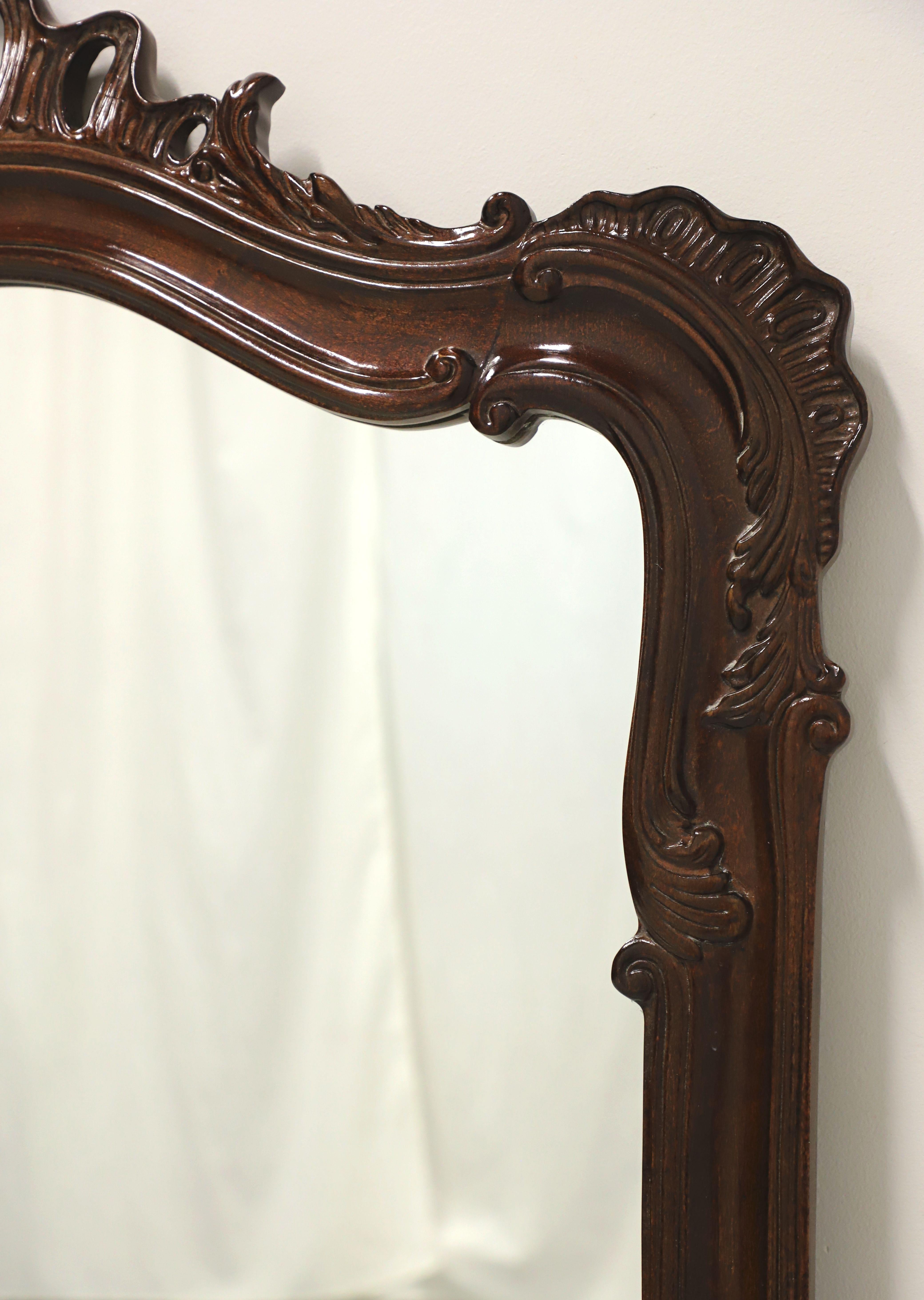 Henredon Mahogany French Country Louis XV Wall Mirror In Good Condition For Sale In Charlotte, NC