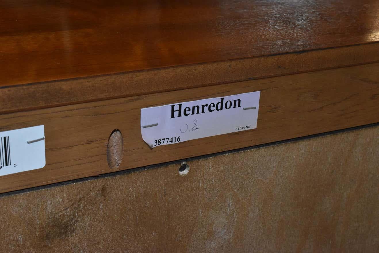 Henredon Mahogany Lighted Display Cabinet In Good Condition In Toledo, OH