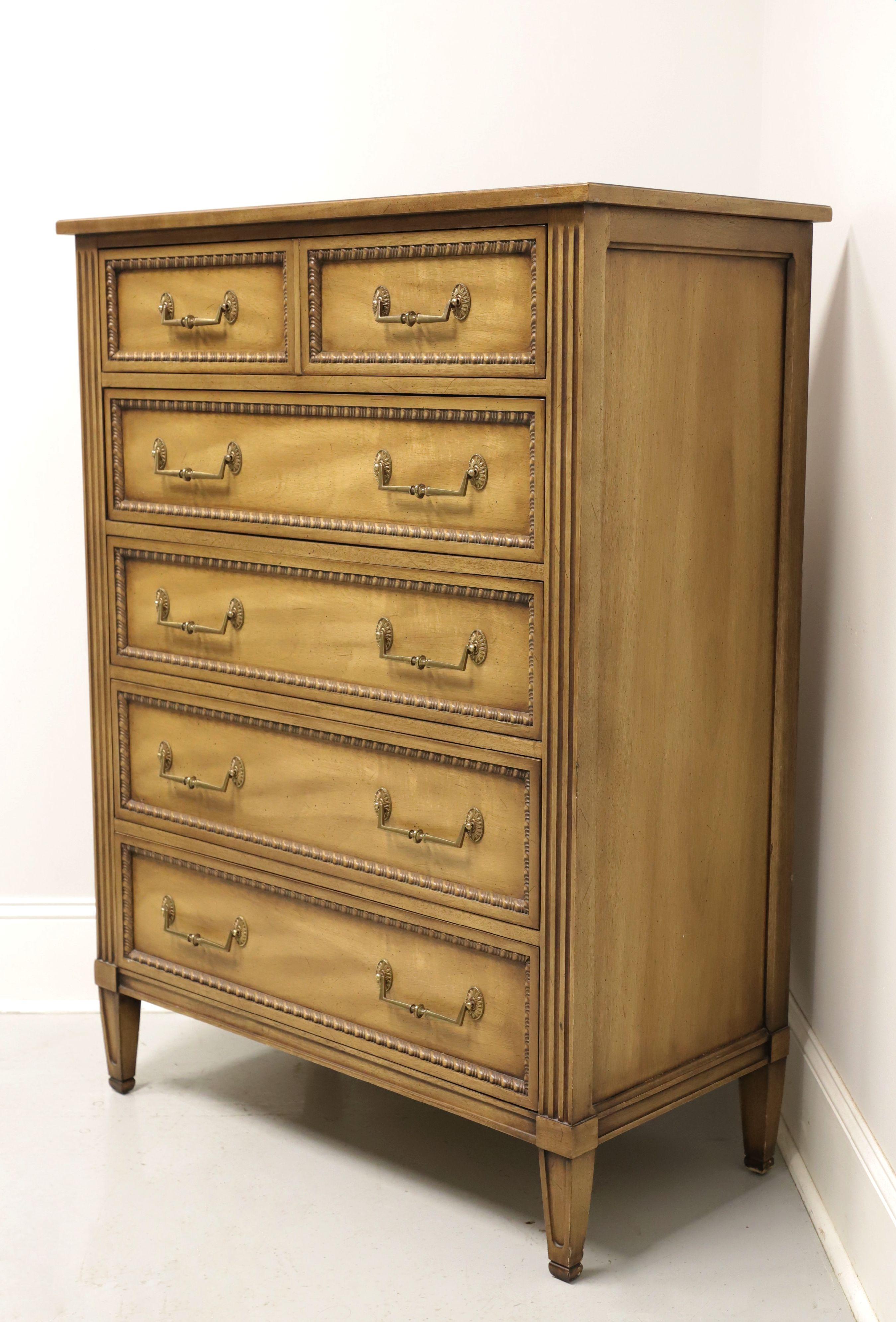 HENREDON Mid 20th Century French Louis XVI Style Chest of Drawers In Good Condition In Charlotte, NC