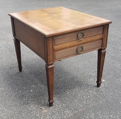 Henredon Midcentury Cross-Banded Walnut Single Drawer Side Table