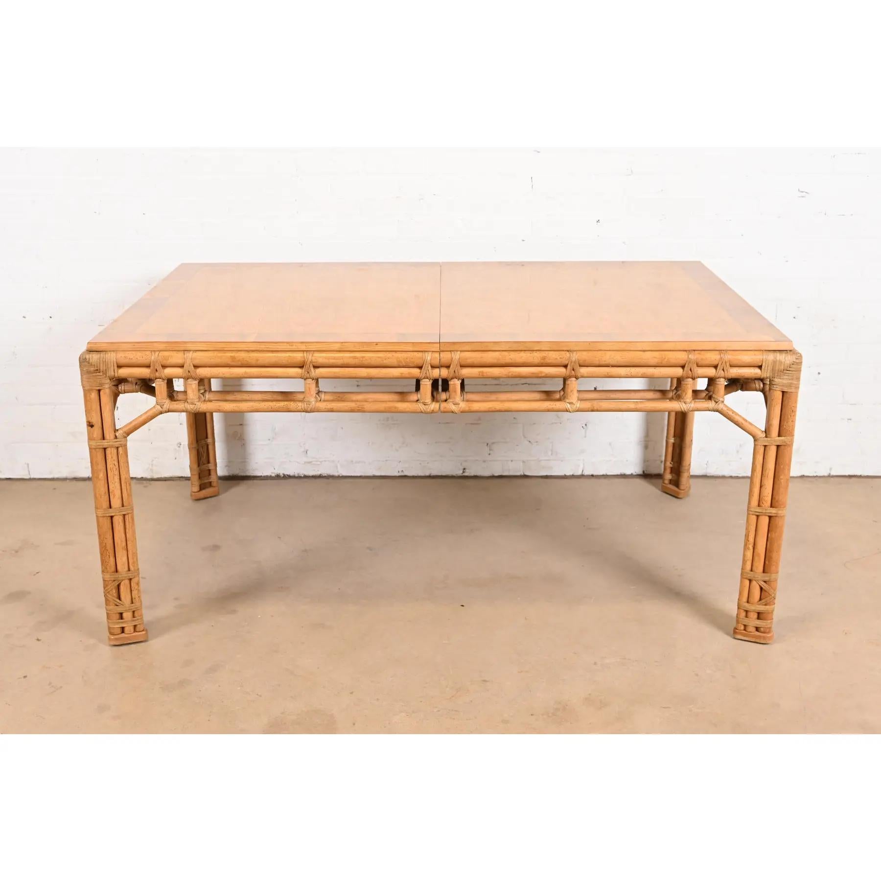 Mesa de comedor extensible de bambú Henredon Mid-Century Hollywood Regency, circa 1970 en venta 1