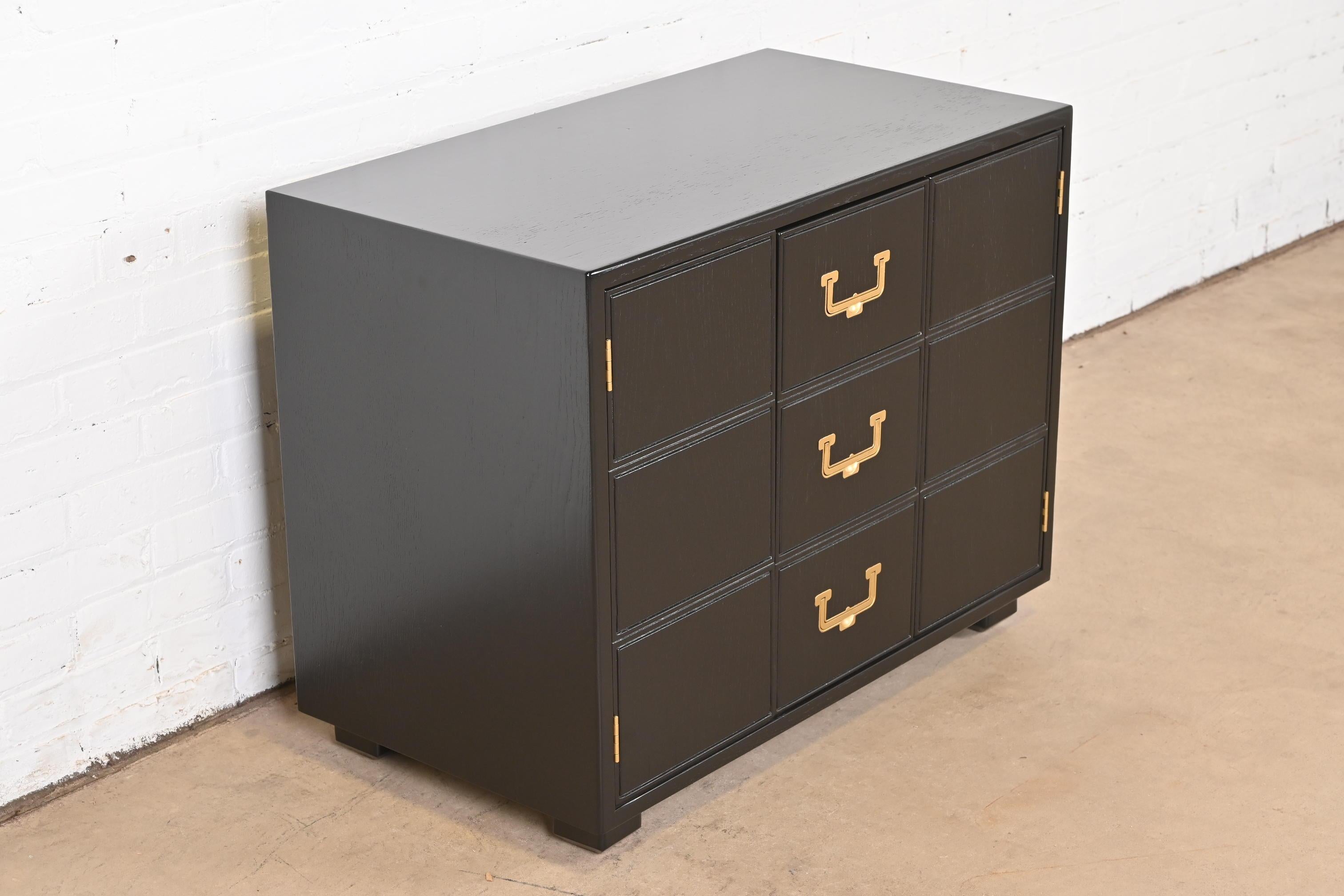 Brass Henredon Mid-Century Hollywood Regency Black Lacquered Campaign Chest, 1970s For Sale