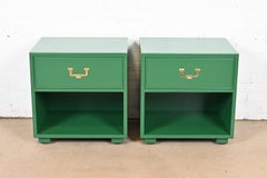 Henredon Mid-Century Hollywood Regency Campaign Green Lacquered Nightstands