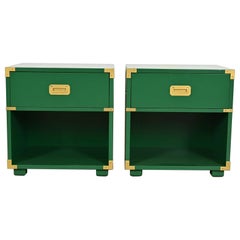 Henredon Mid-Century Hollywood Regency Campaign Green Lacquered Nightstands Henredon Mid-Century Hollywood Regency Campaign Green Lacquered Nightstands