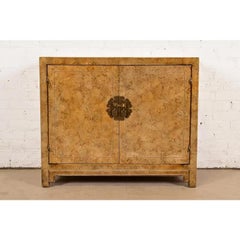 Henredon Mid-Century Hollywood Regency Chinoiserie Bar Cabinet, Circa 1970s