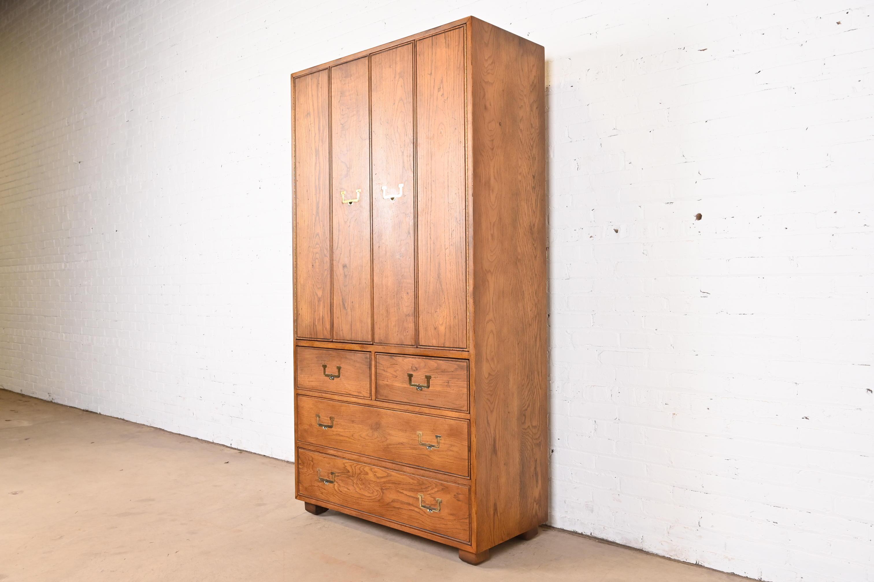 Henredon Mid-Century Modern Campaign Oak Armoire Dresser, Circa 1970s In Good Condition In South Bend, IN