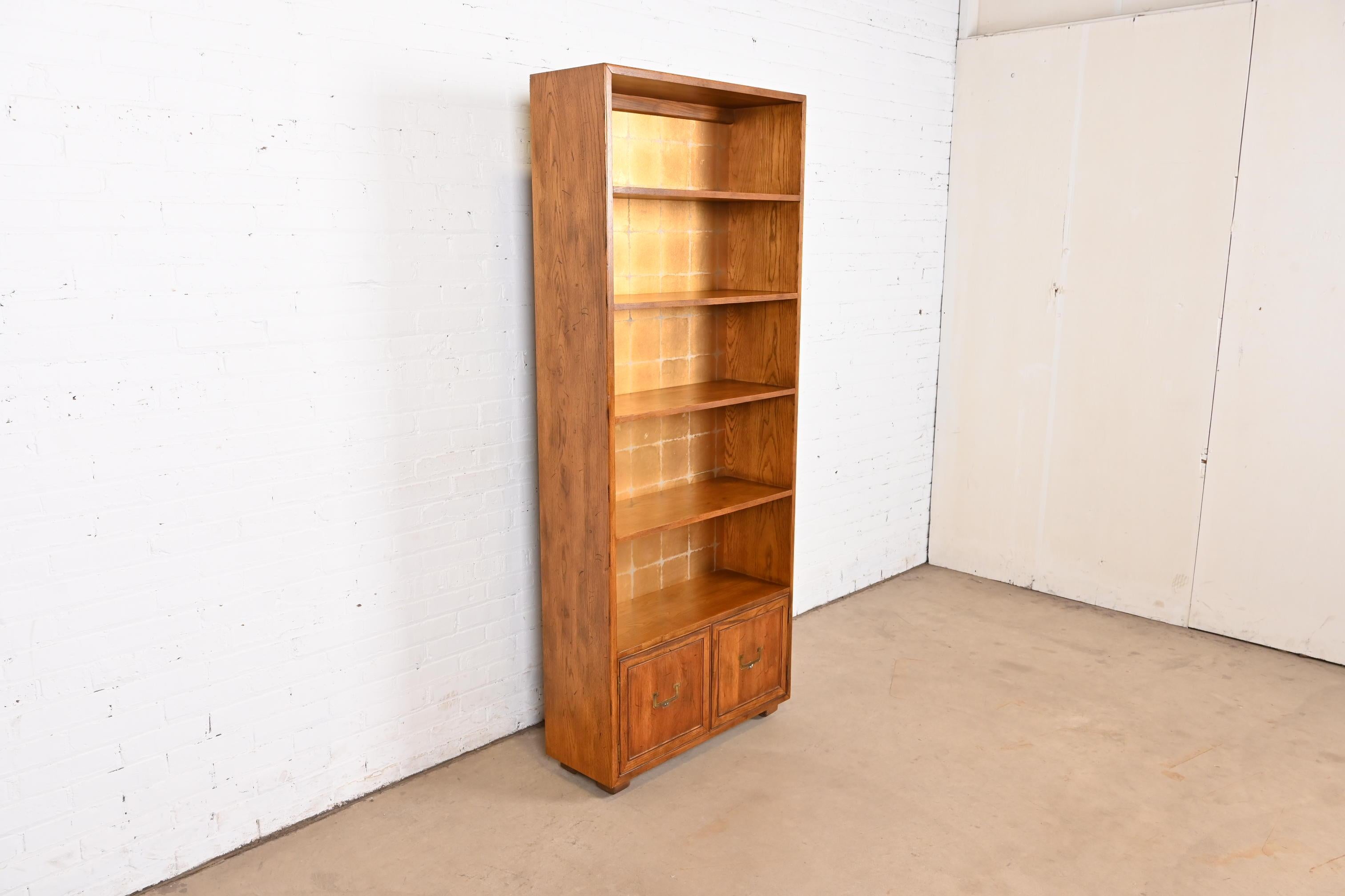 Late 20th Century Henredon Mid-Century Modern Campaign Oak Bookcase Cabinet, Circa 1970s