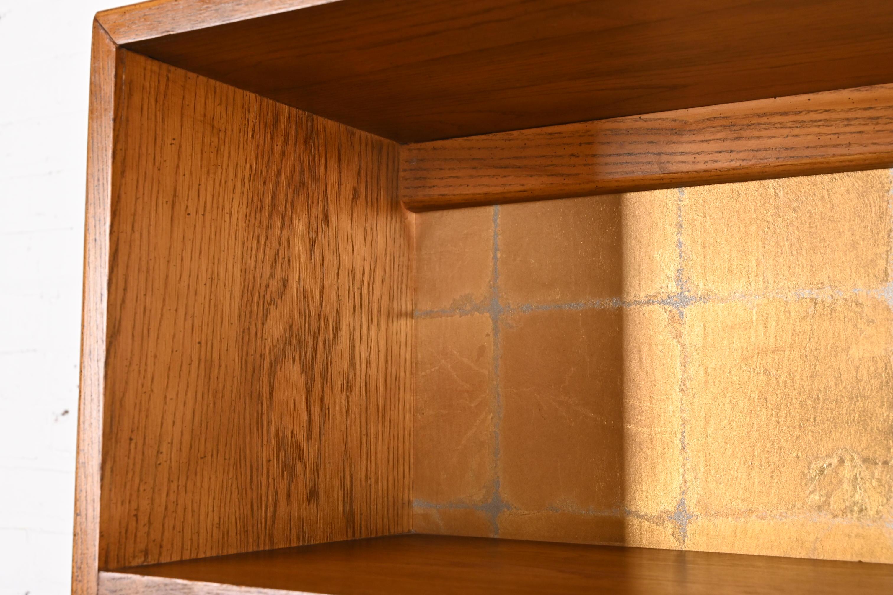 Henredon Mid-Century Modern Campaign Oak Bookcase Cabinet, Circa 1970s 1